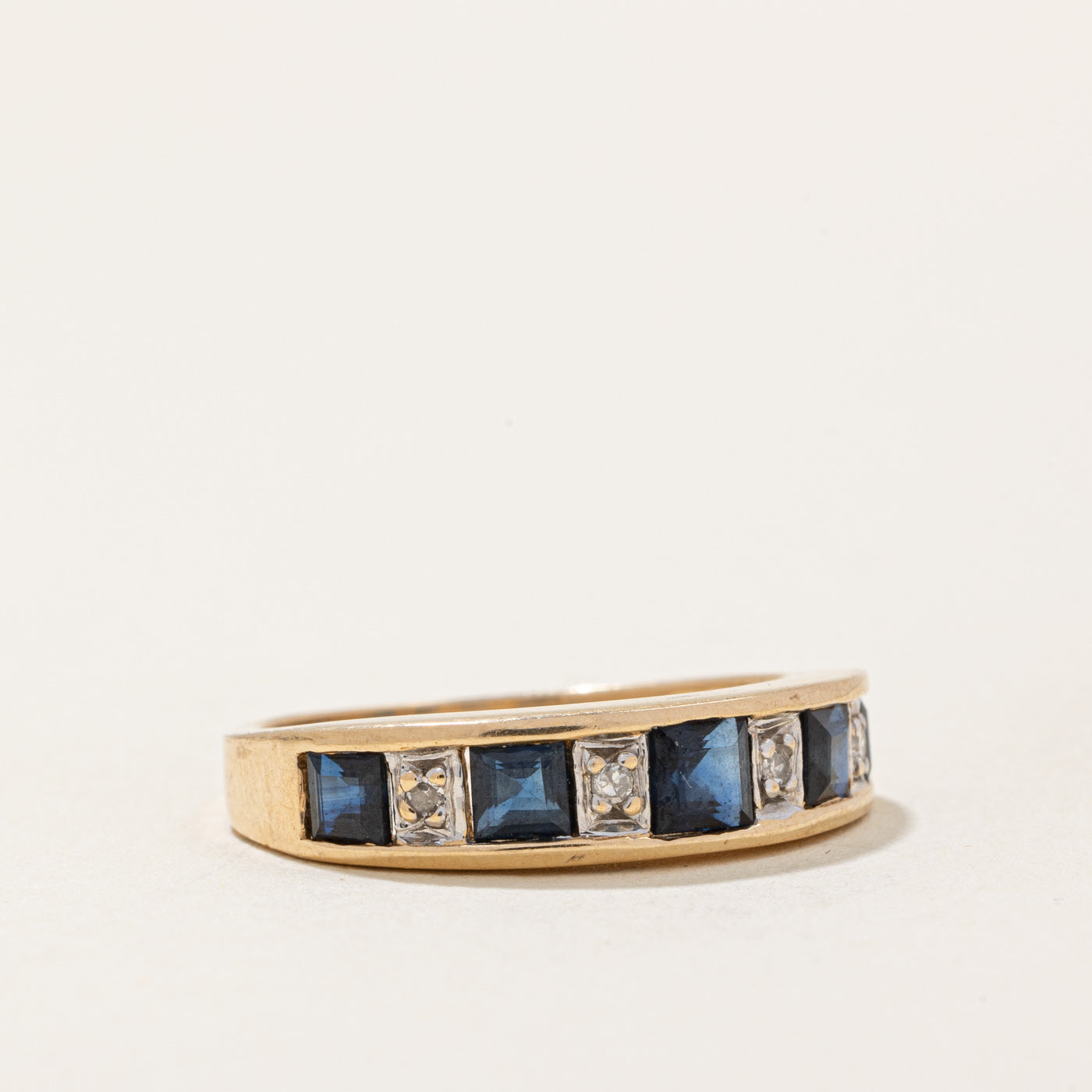 Exquisite 0.84ctw Sapphire & Diamond Ring with 0.02ctw Diamonds - Size 5.75 | Elegant Blue Gemstone Jewelry for Engagement, Anniversary & Special Occasions