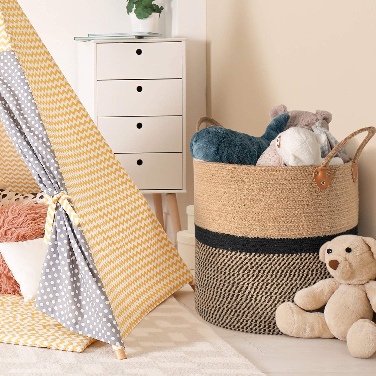 CHICVITA Large Jute Basket with Handles - Natural Woven Storage Baskets Set of 2 for Home Organization, Laundry, Blanket & Toy Storage - Eco-Friendly Decor for Living Room, Bedroom & Nursery