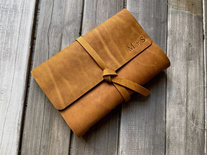 Custom Yellow Leather Sketchbook Journal - Personalized Name & Date - Perfect for Artists, Writers & Travelers - Ideal for Sketching, Note-Taking & Gift Giving