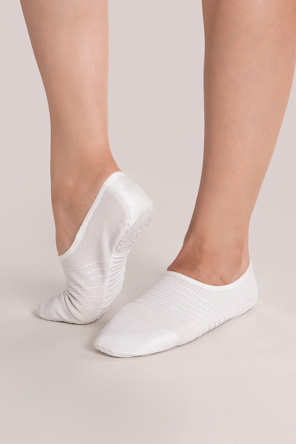 Comfortable & Stylish Adult Flex Studio Shoes for Men & Women - Perfect for Yoga, Pilates, and Gym Workouts