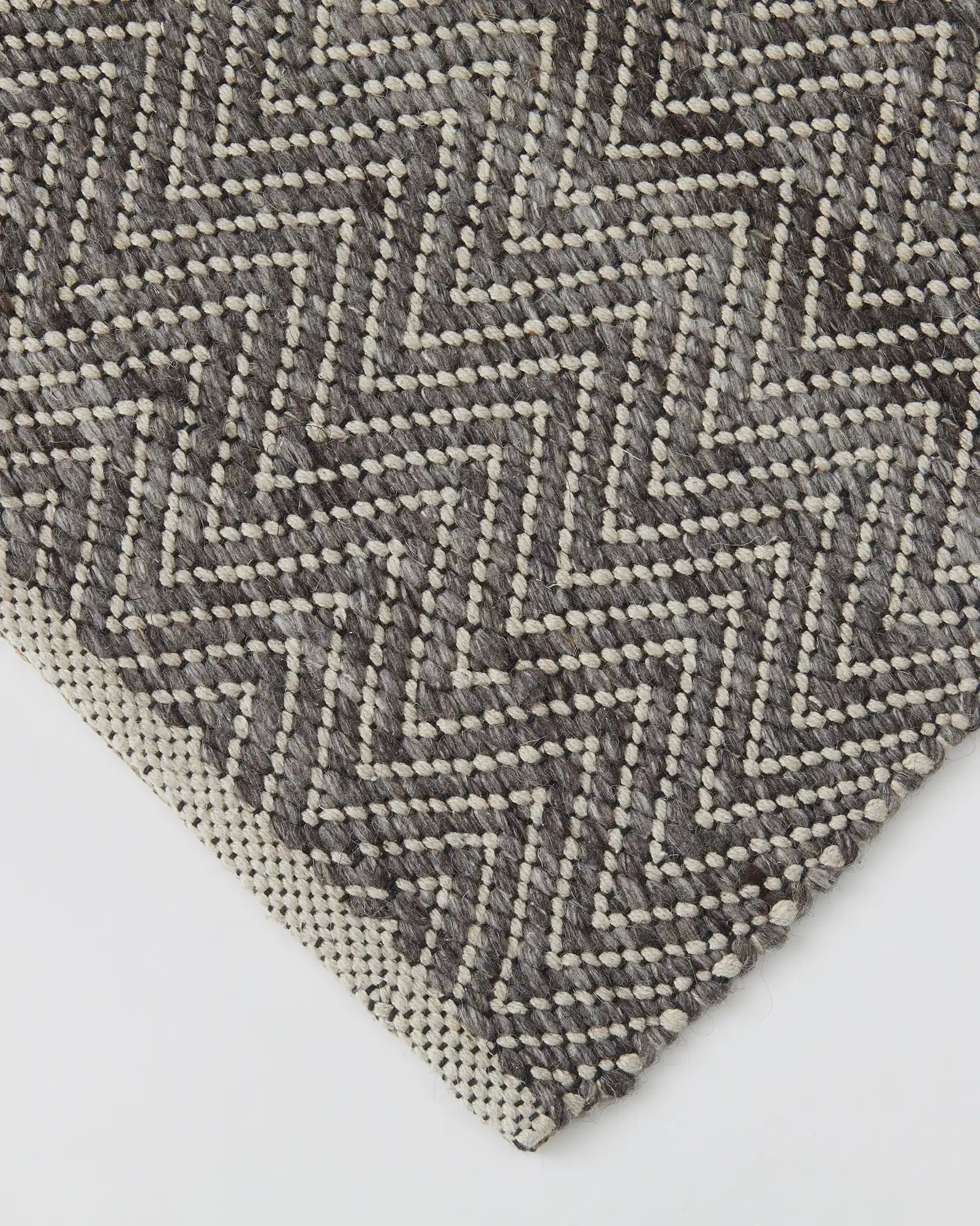 Matterhorn Rug Tar - Premium Non-Slip Rug Pad for Hardwood Floors, 5x7 Feet, Washable & Durable - Perfect for Living Room, Bedroom, and Office Use