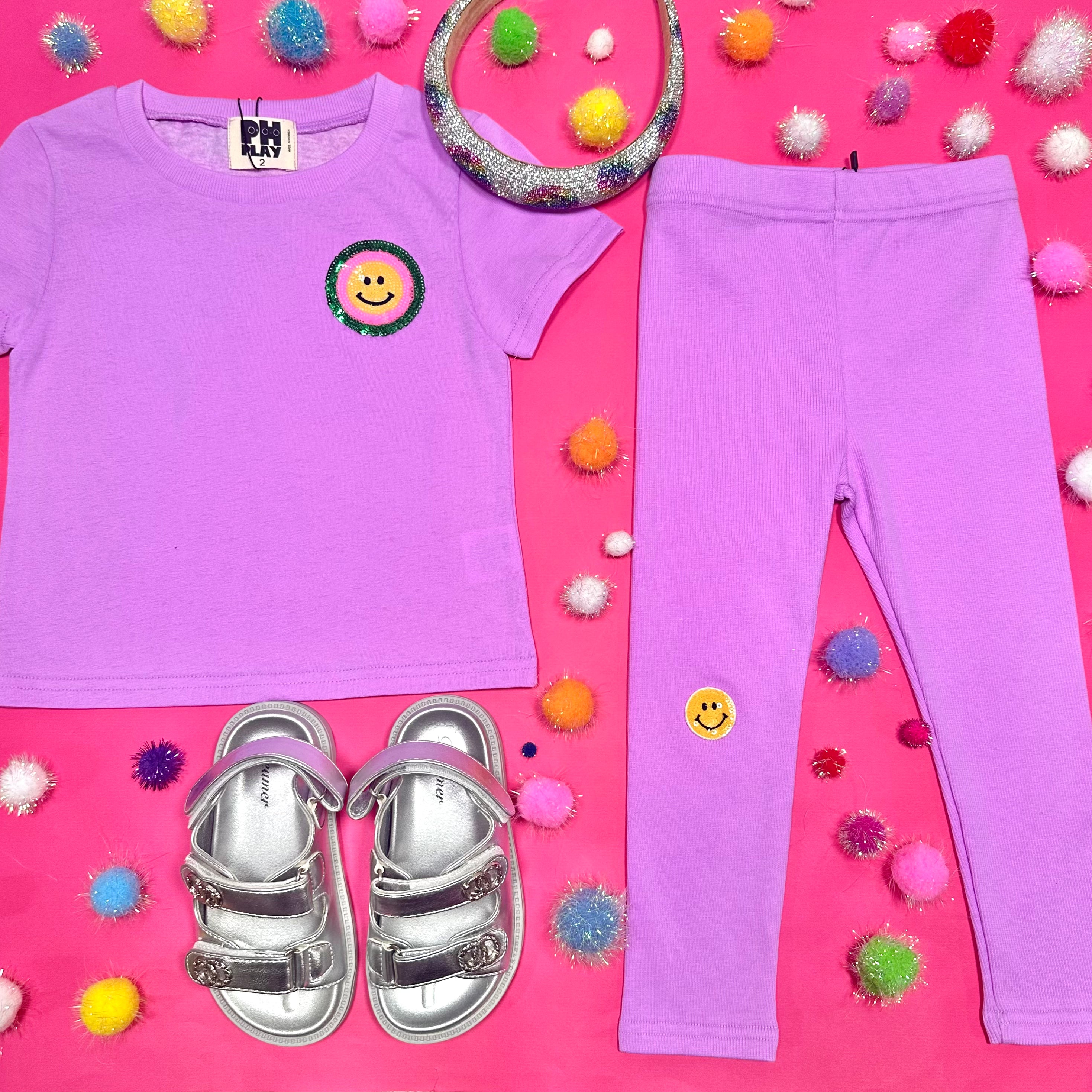 Smiley Face T-Shirt and Leggings Set for Women - Trendy Casual Outfit for Yoga, Gym, or Everyday Wear
