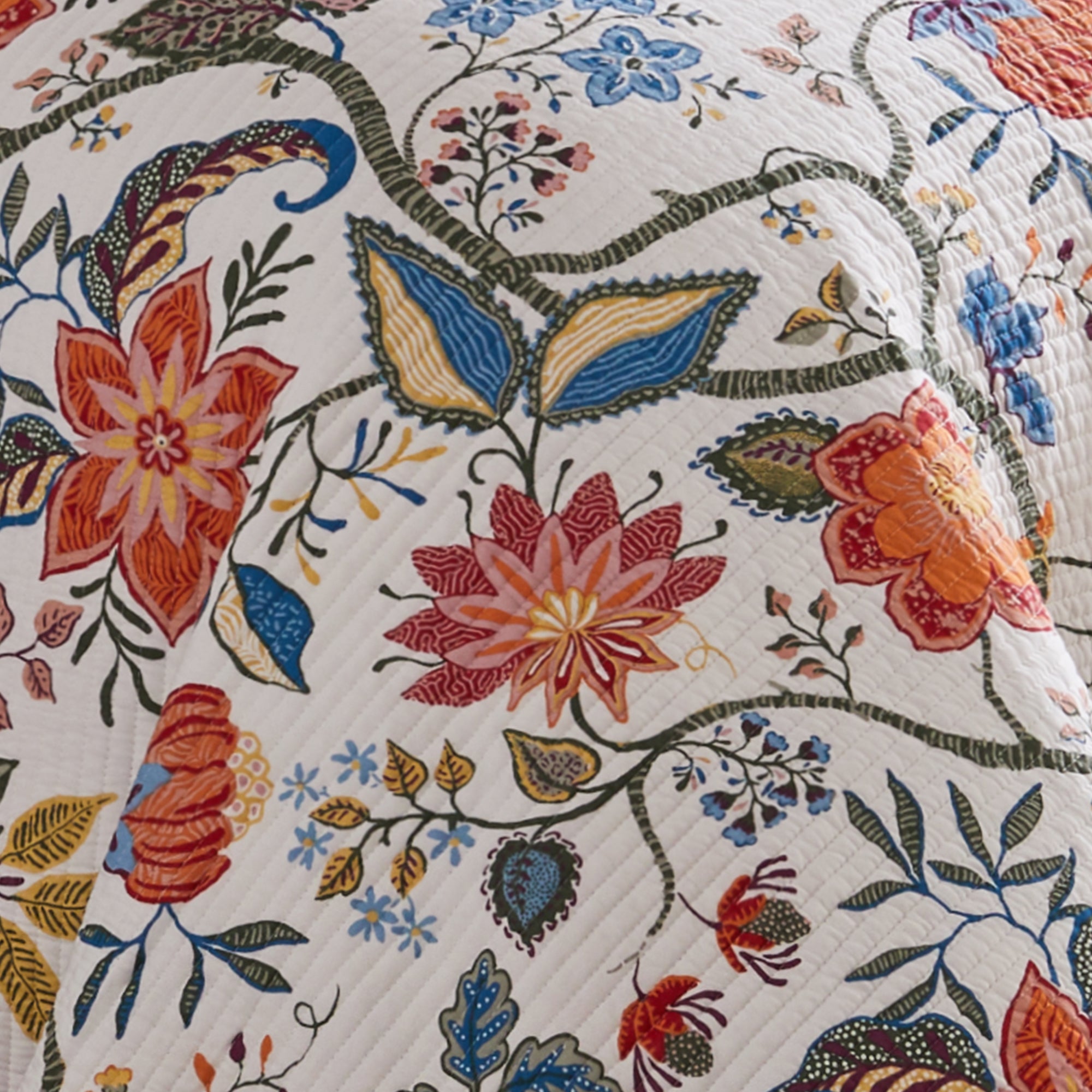 Carmina Quilt Set - Queen Size Bedding, Soft & Breathable Cotton Quilt Cover - Perfect for Cozy Nights, Guest Rooms & Seasonal Decor