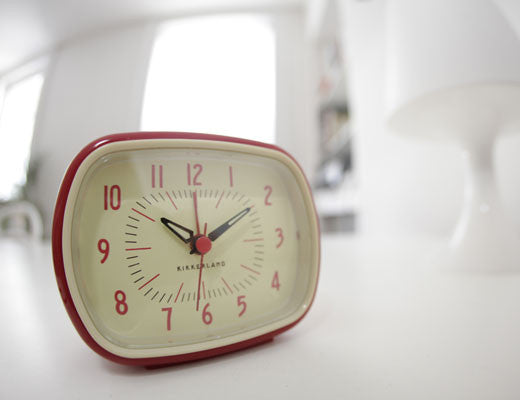 Vintage Red Retro Alarm Clock - Loud Bell Ring, Easy-to-Read Numbers, Battery Operated - Perfect for Bedroom, Office, and Gift Giving
