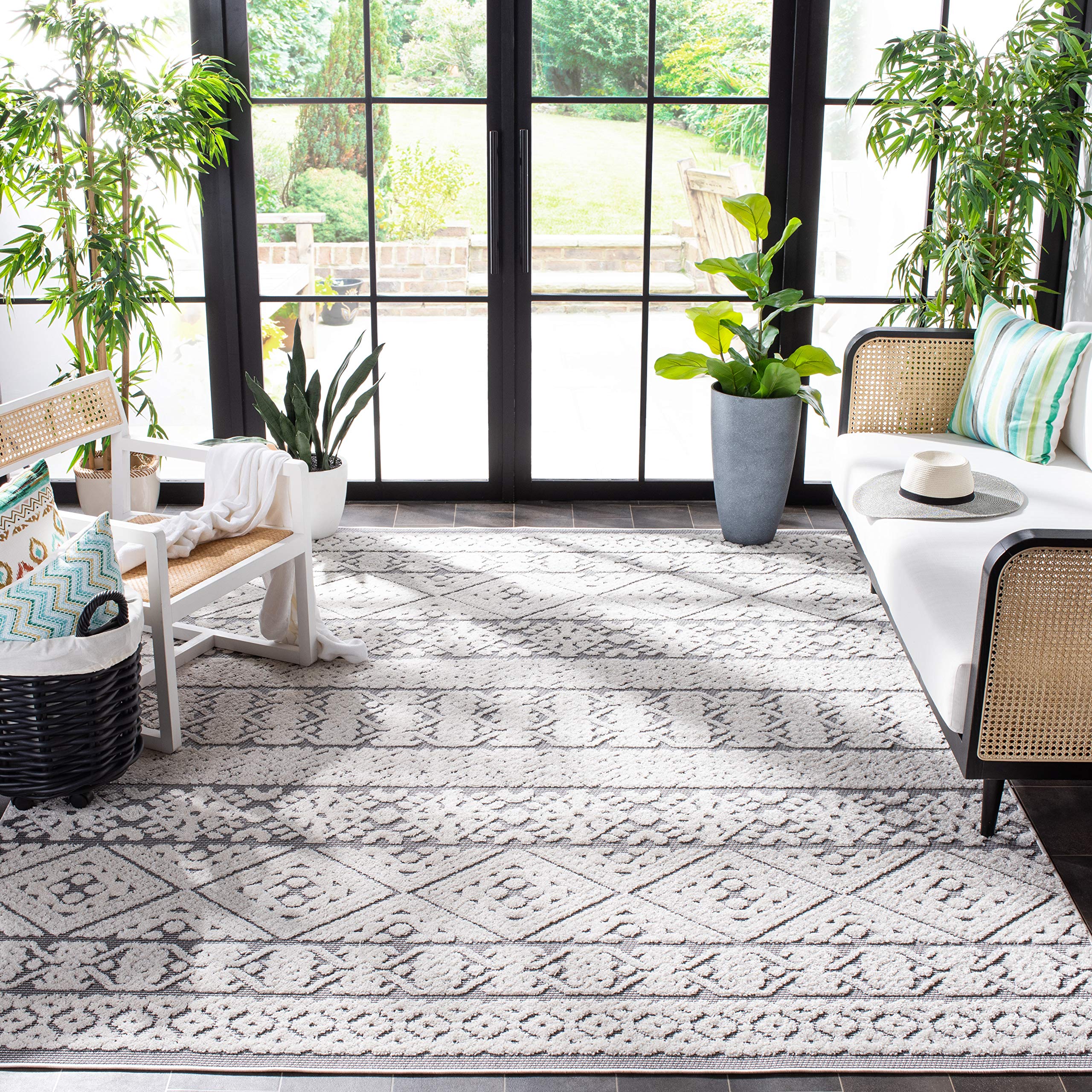 SAFAVIEH Cabana Collection 8' x 10' Ivory & Grey Area Rug - Non-Shedding, Easy Care, Stain Resistant - Perfect for Living Room, Bedroom, Dining Room & High Traffic Areas (CBN654A) | Boho Chic Home Decor, Cozy Floor Covering for Family Gatherings & Relaxation