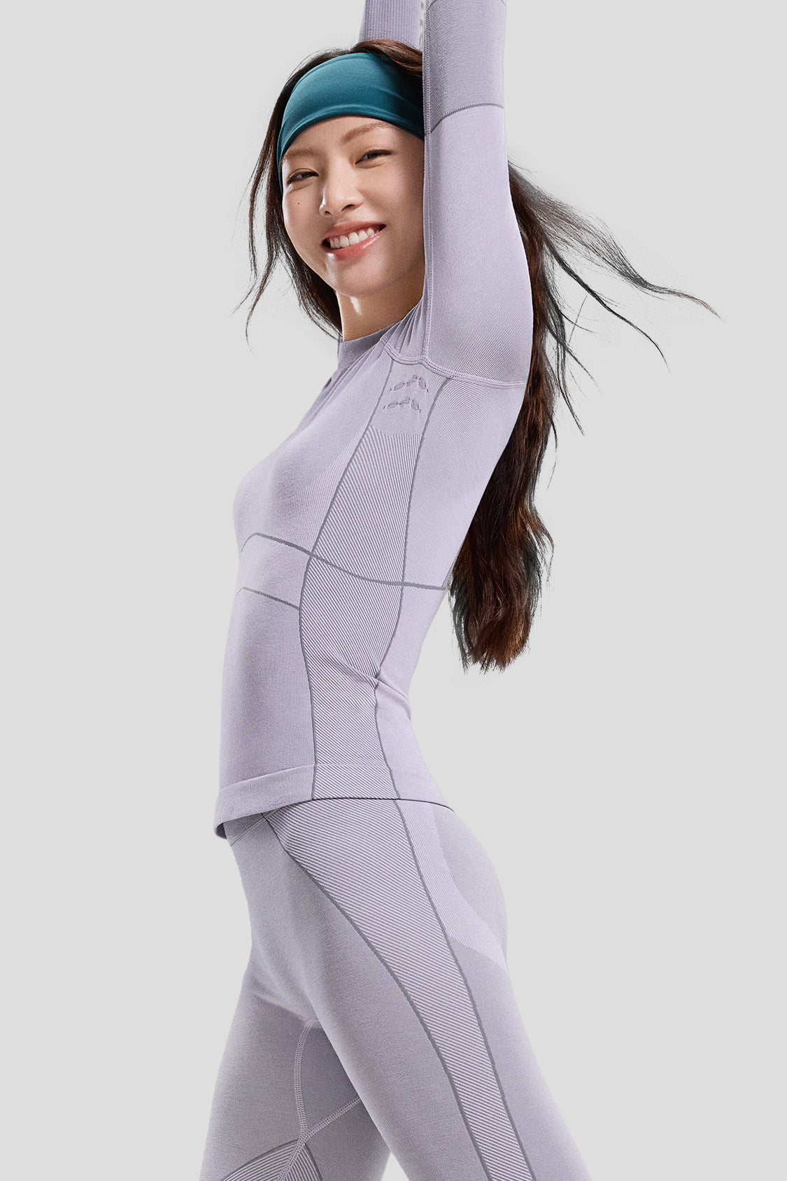 ActiveFlex Women's Sport Performance Set - High-Quality Workout Outfit for Running, Yoga & Gym - Perfect for Active Lifestyles & Fitness Enthusiasts