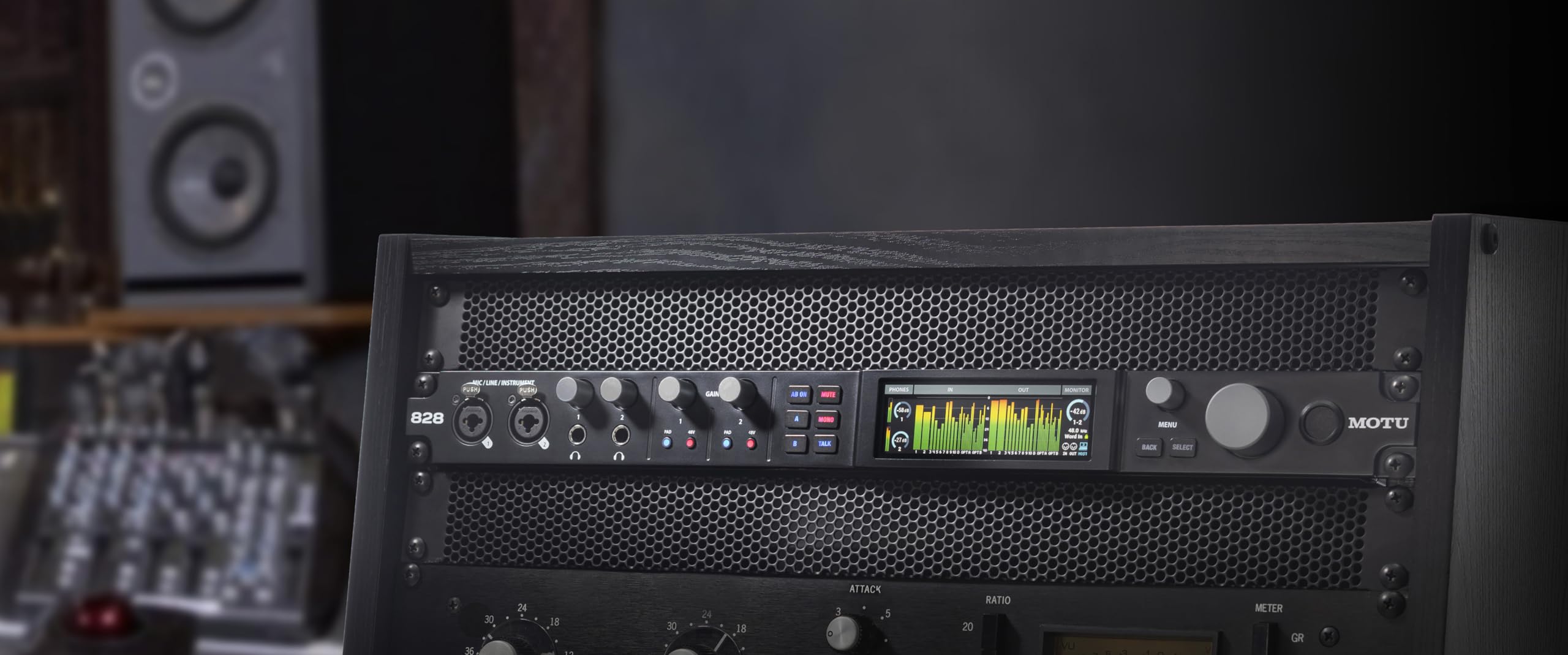 MOTU 828 28x32 USB3 Audio Interface for Mac, Windows, iOS | Studio Recording & Live Performance Mixing with Built-In Effects