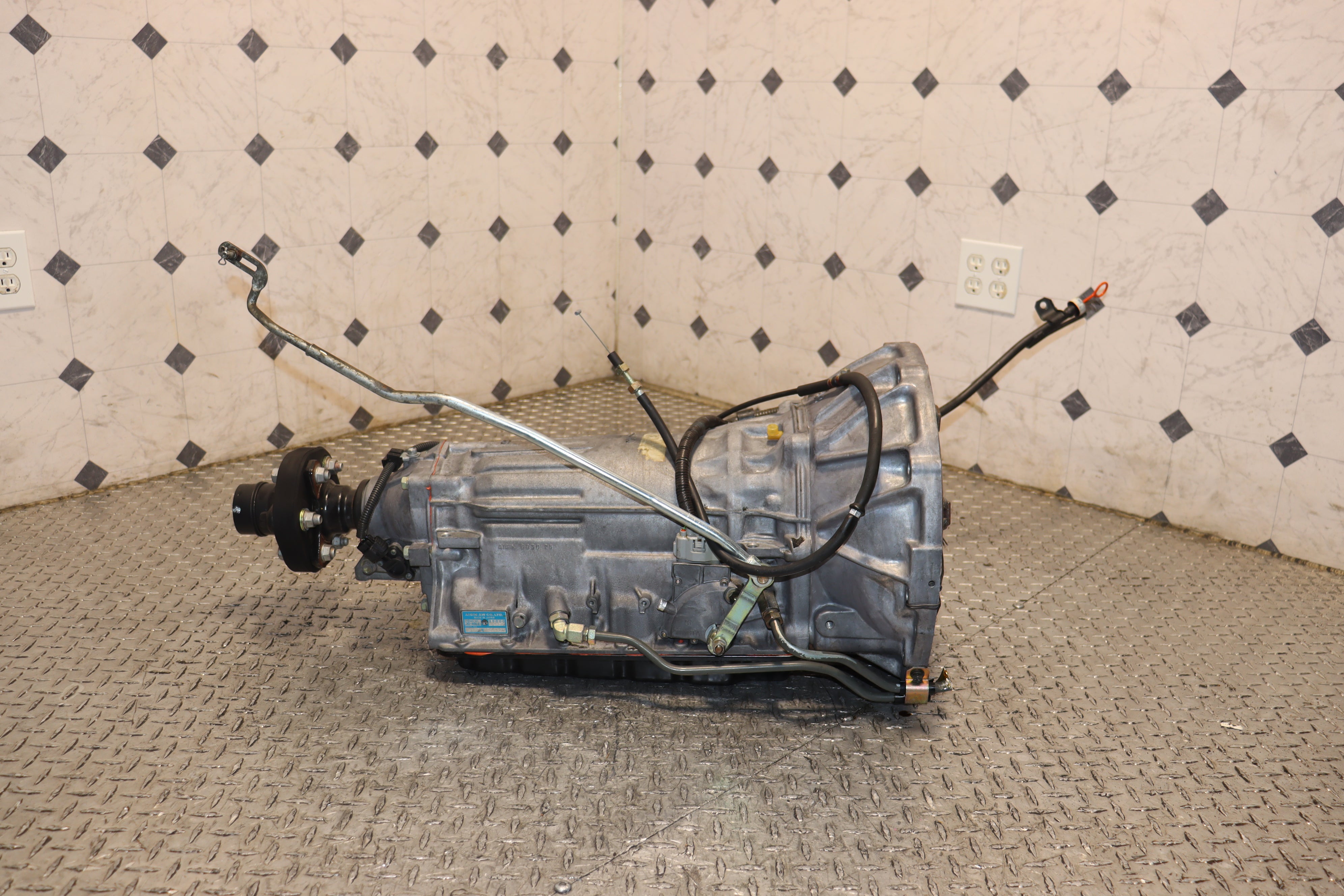 1995-1997 Lexus GS300 2JZ-GE 3.0L 6 Cylinder Automatic Transmission - JDM Engine Replacement Part for Performance Upgrades & Restoration Projects
