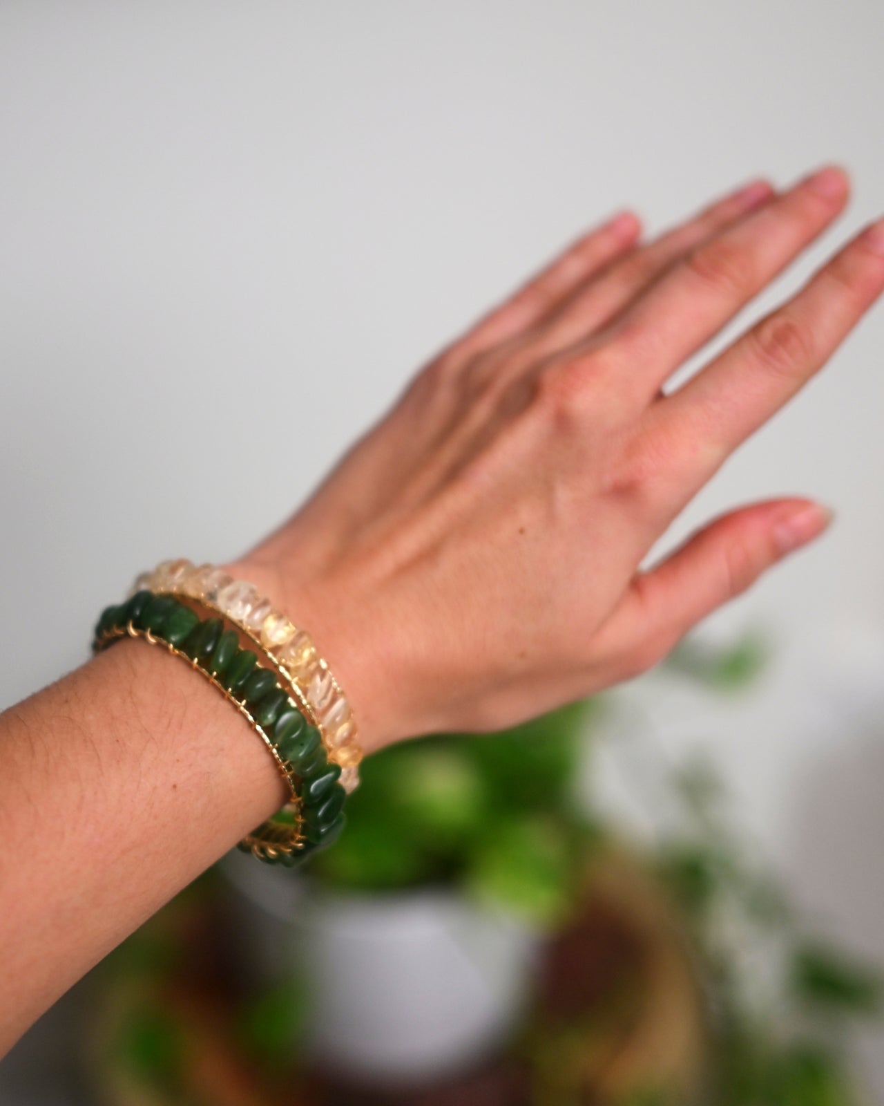 Natural Green Jade Bangle Bracelet for Women - Handcrafted Healing Stone Jewelry - Perfect for Meditation, Yoga & Spiritual Gifts
