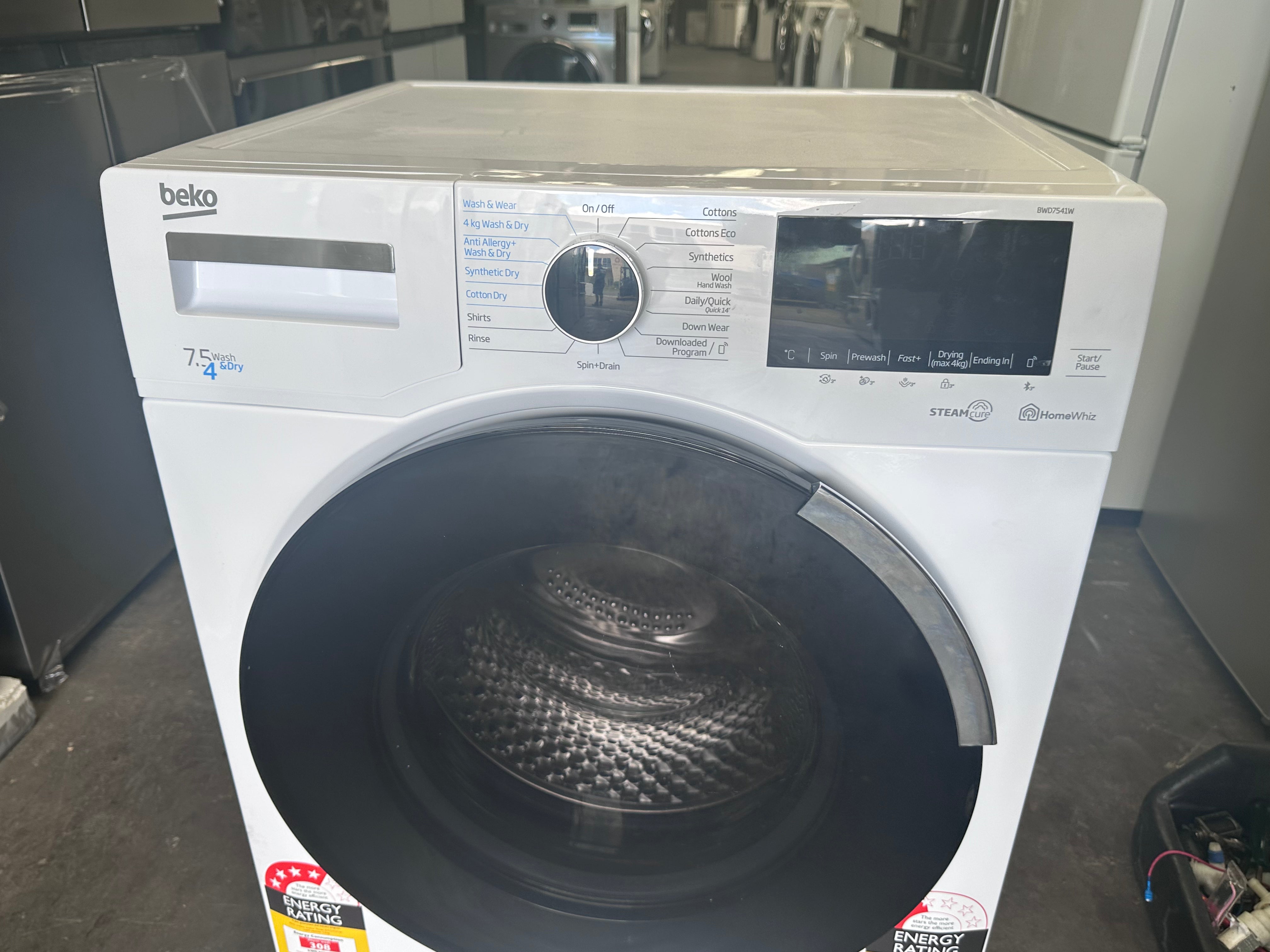 Beko 7.5kg/4kg Washer Dryer Combo with SteamCure - Energy Efficient Laundry Machine for Small Spaces [Factory Second] | Perfect for Apartments, RVs & Tiny Homes
