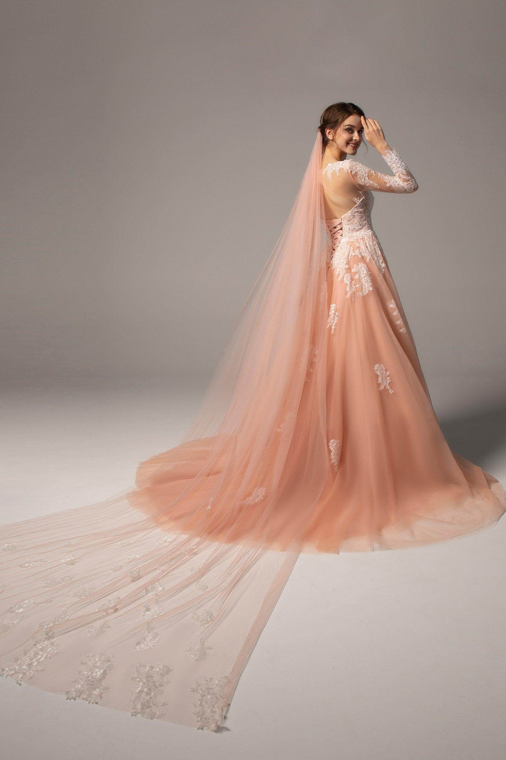 Elegant One-Tier Cut Edge Tulle Cathedral Wedding Veil with Appliques - CV0233 for Bridal Ceremony and Formal Events