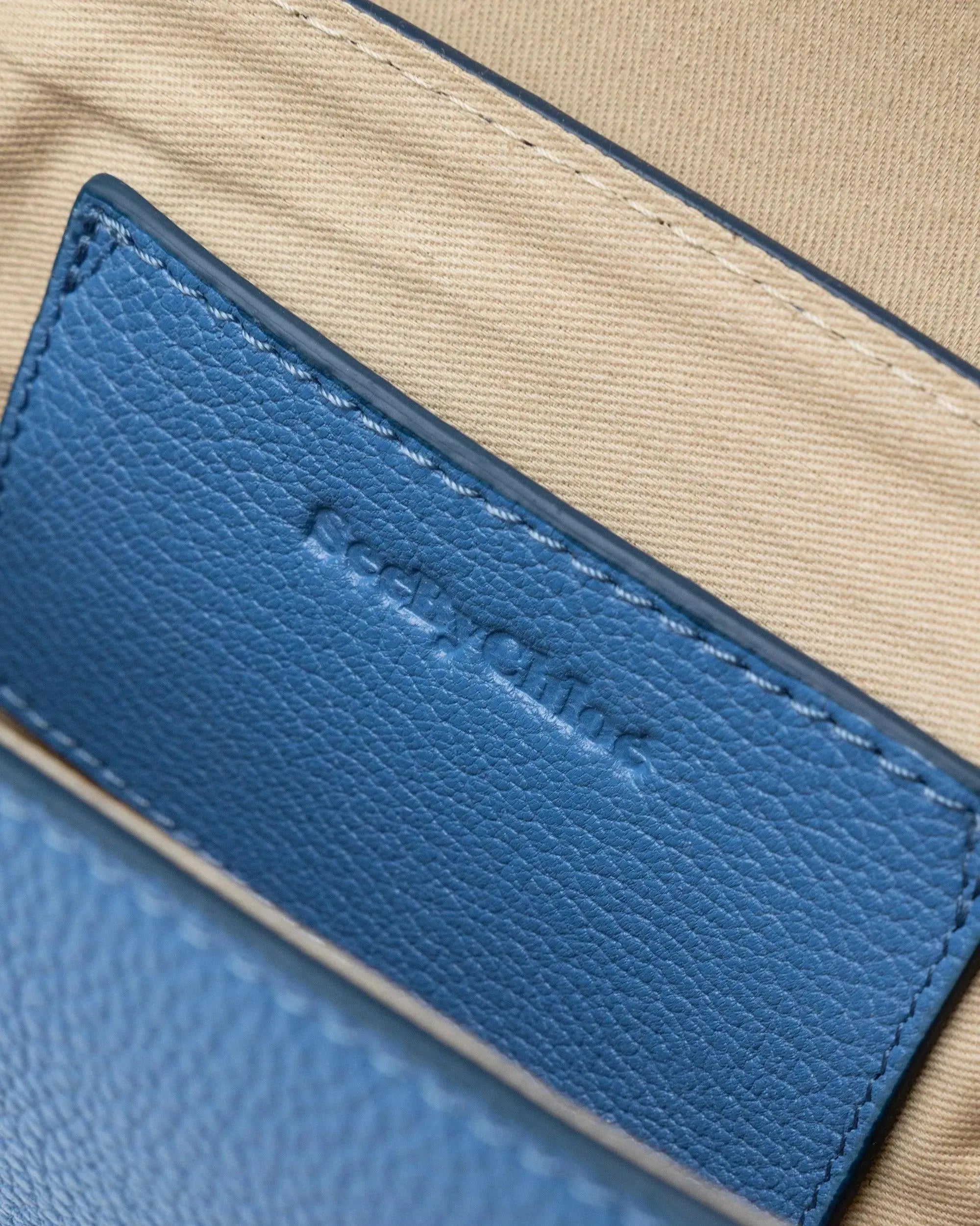 Hana Crossbody Bag for Women - Stylish & Lightweight Shoulder Purse - Perfect for Travel, Shopping & Everyday Use