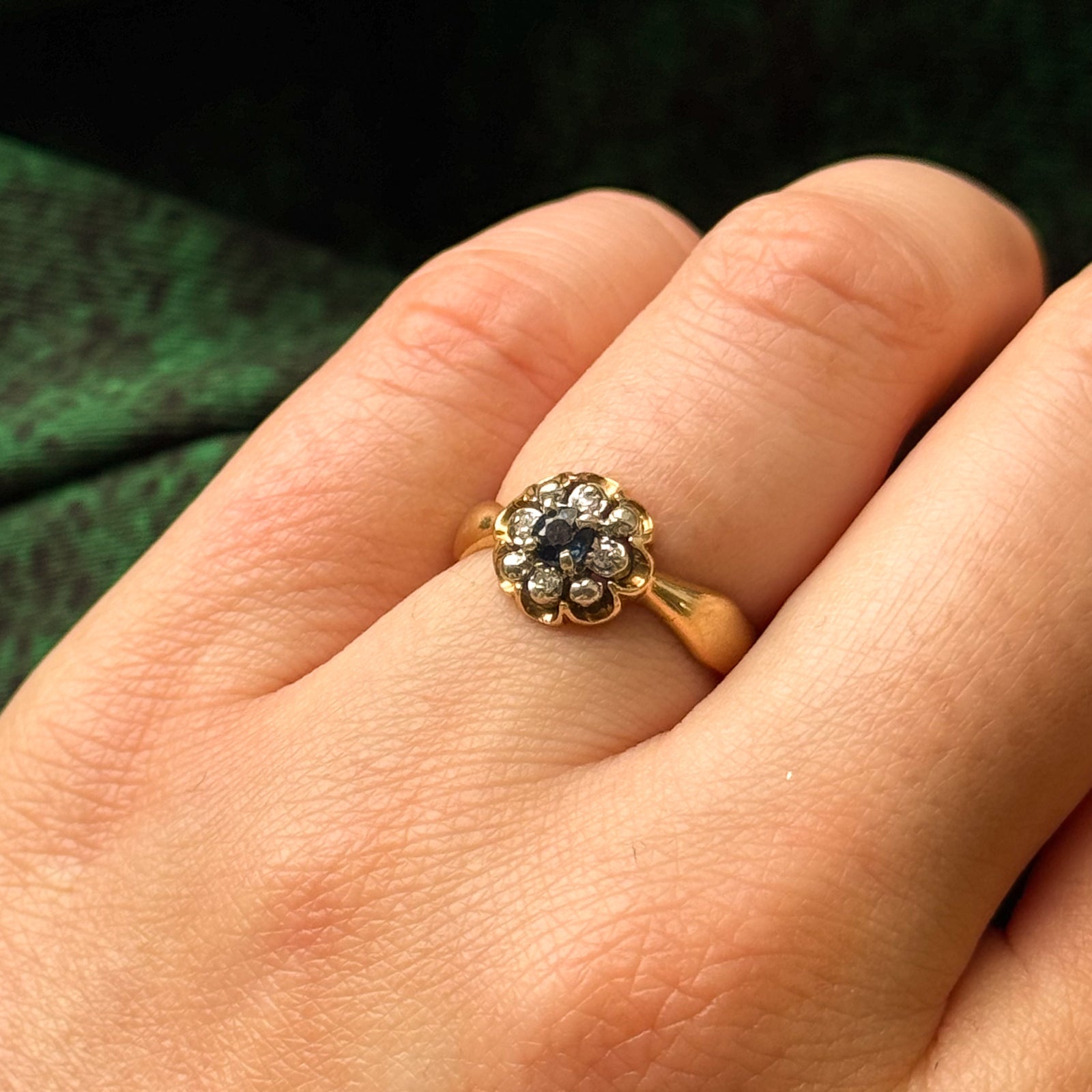 Exquisite 0.16ct Sapphire & 0.02ctw Diamond Halo Engagement Ring - Size 5.25 | Elegant Wedding Band, Anniversary Gift for Her | Perfect for Proposals, Valentine's Day & Special Occasions