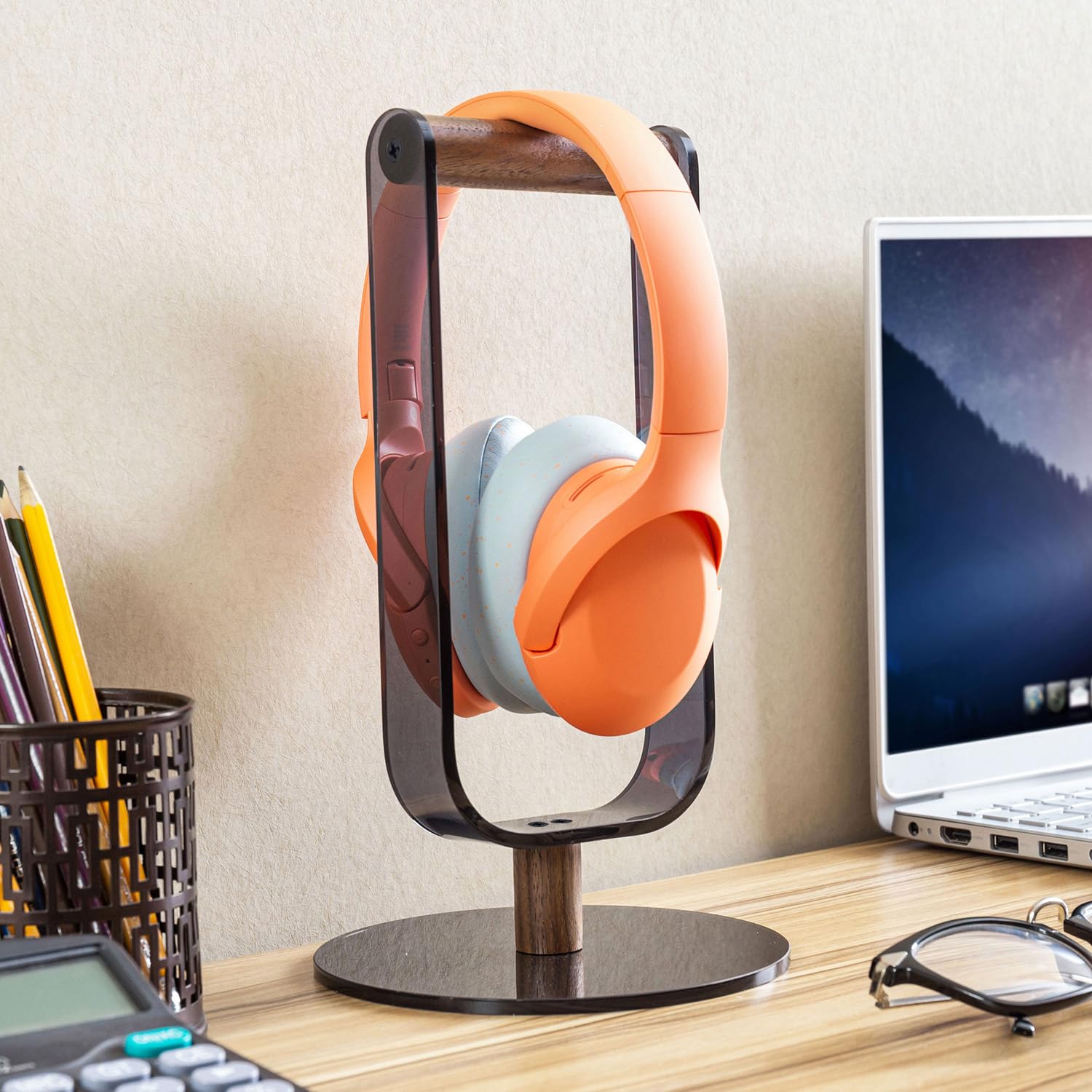 Premium Black Acrylic Gaming Headphone Stand with Walnut Wood Bar - Modern Desktop Headset Holder for Gamers & Streamers - Perfect for Gaming Setup, Home Office & Workspace Organization