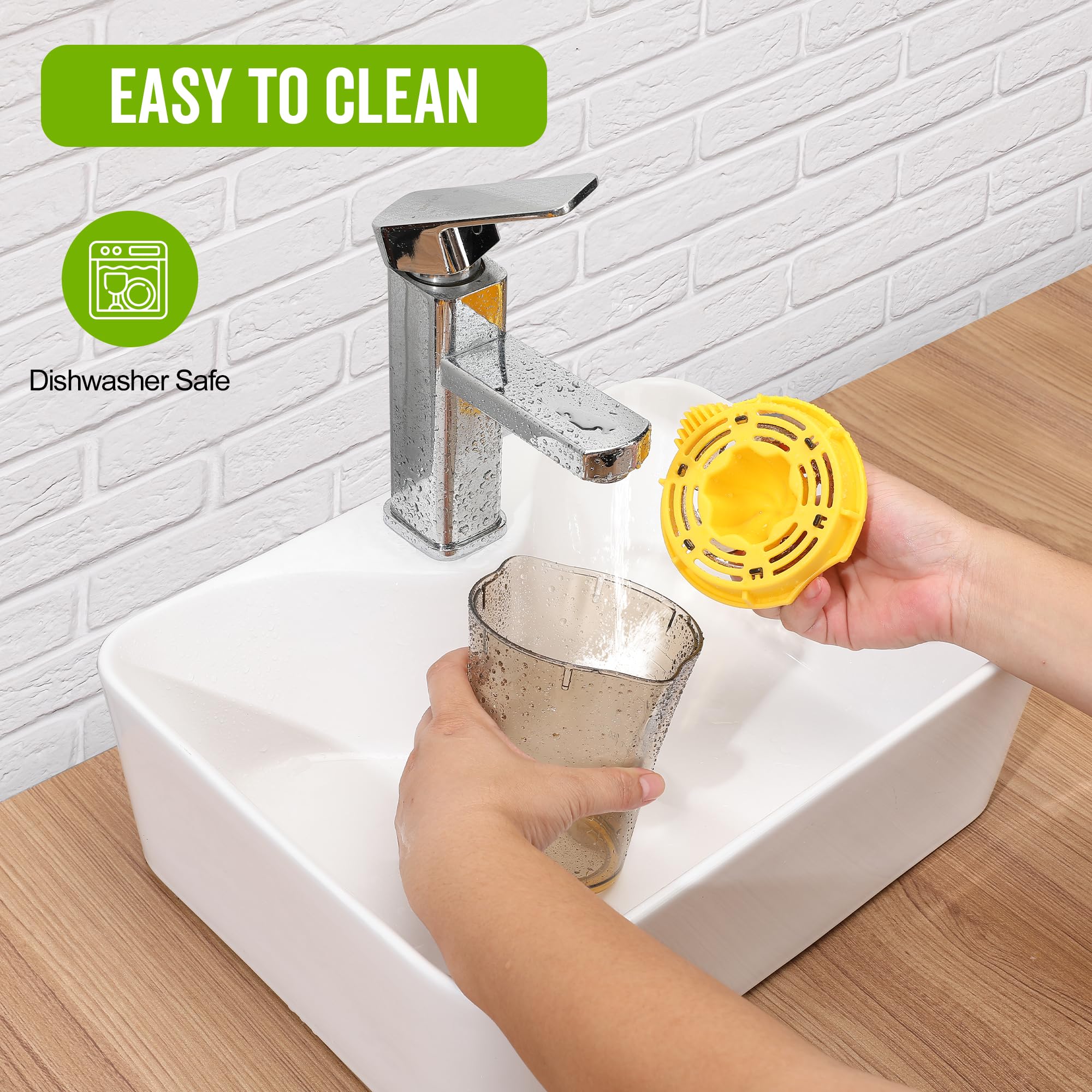 600ml Manual Citrus Juicer - Handheld Lemon, Orange & Lime Squeezer with 20oz Capacity - Yellow Kitchen Gadget (3.4x5.1x15.9 inches) - Perfect for Fresh Juice, Cocktails & Healthy Drinks