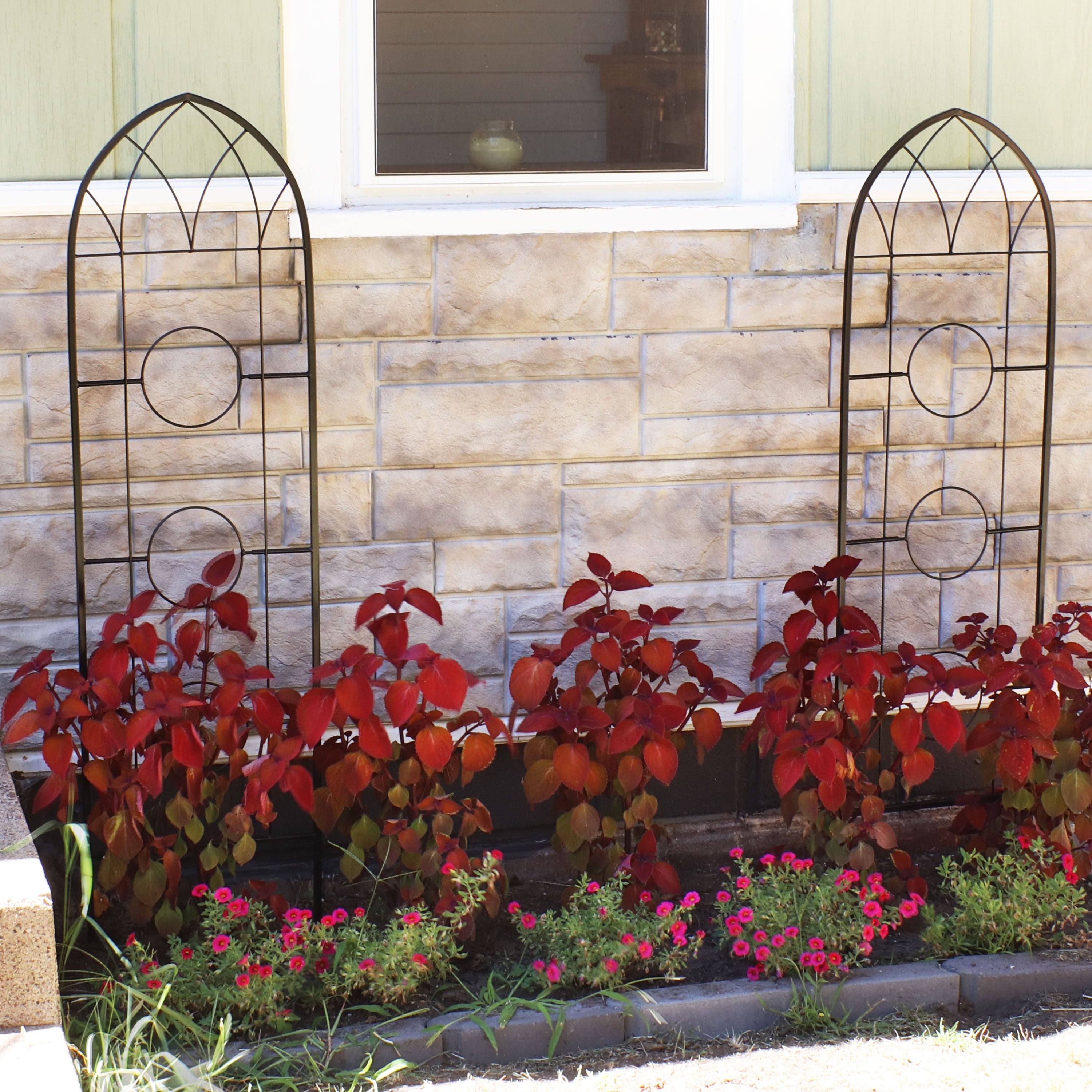 Sunnydaze 2-Piece Arched Garden Trellis with Folding Flowerpot Supports - Sturdy Metal Plant Climbing Frame for Vines, Roses & Outdoor Decor - Perfect for Patio, Backyard & Garden Landscaping