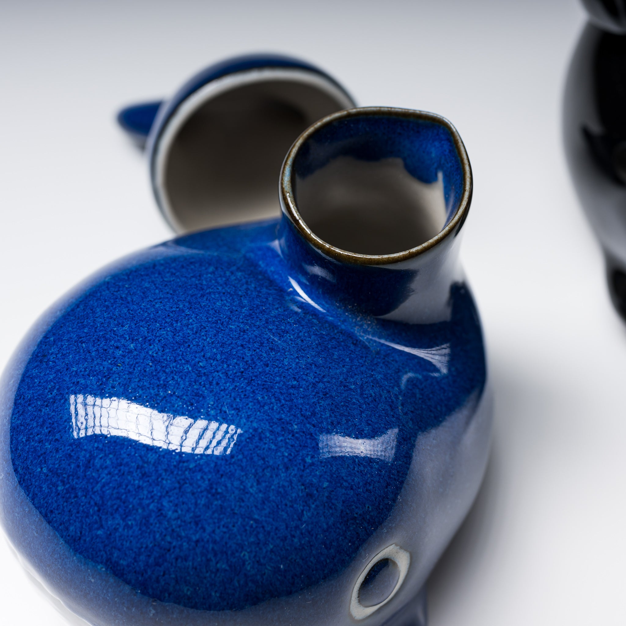 Premium Blue Whale Sake Server - Traditional Japanese Ceramic Sake Pourer for Home, Restaurant & Gift Giving - Perfect for Sushi Nights, Asian Cuisine & Special Occasions