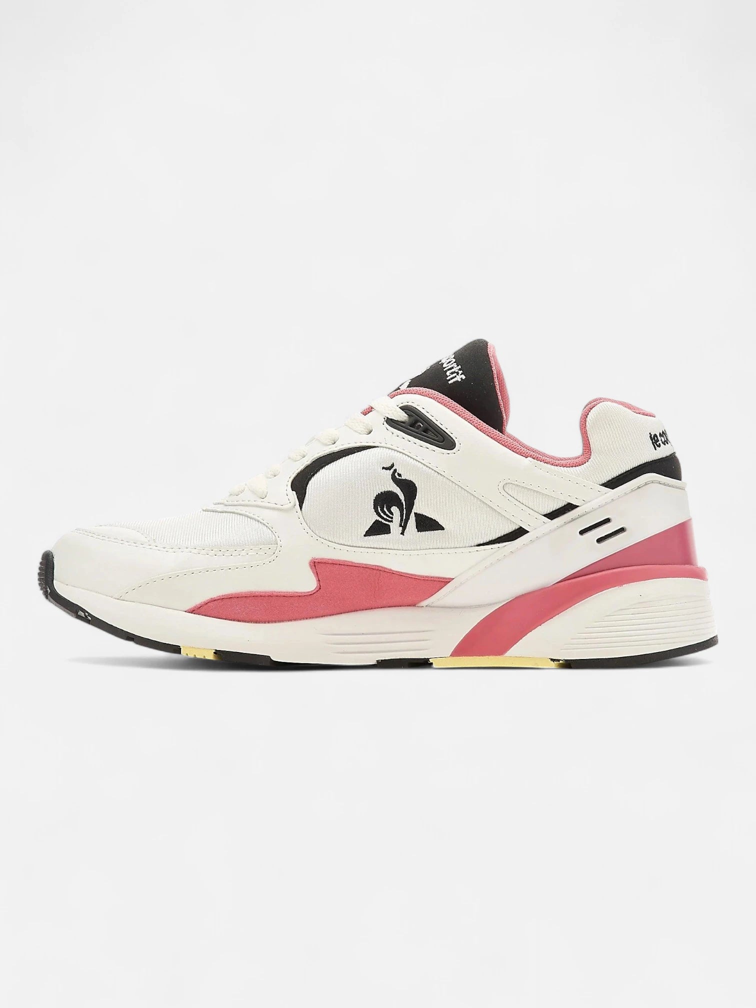 Le Coq Sportif LCS R1100 Nineties Sneakers - White & Pink Retro Running Shoes for Women | Casual Wear, Gym, Street Style