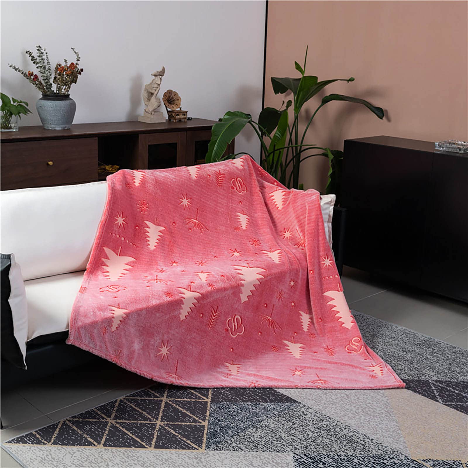 Glow in The Dark Christmas Tree Pattern Blanket - Soft, Warm & Comfortable Winter Blanket for Kids & Babies - Twin Size (A1-Pink, M) - Perfect for Bed, Sofa & Cozy Family Nights