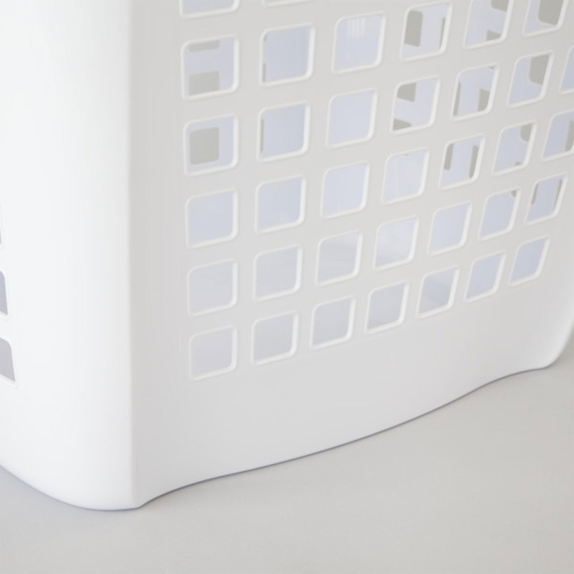 Sterilite Ultra Easy Carry Laundry Hamper with Comfort Handles - White Plastic Clothes Basket for Bedroom & Laundry Room - 12-Pack - Perfect for College Dorms, Apartments and Home Organization