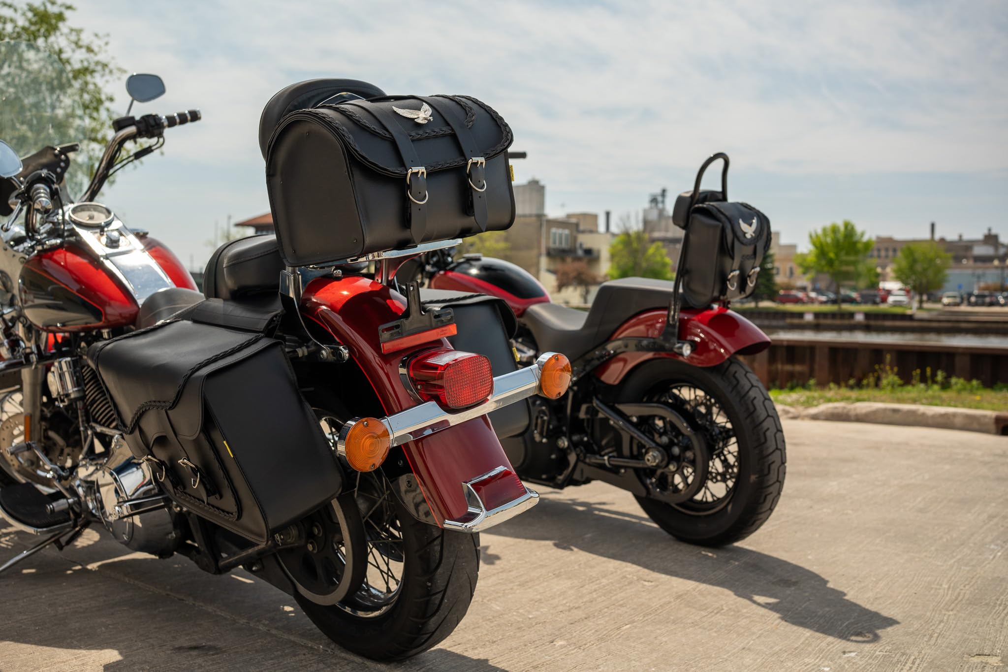 Dowco Willie & Max 58509-20 Black Magic Series Universal Fit 20L Motorcycle Tour Trunk - Synthetic Leather Storage for Cruiser & Touring Bikes - Perfect for Road Trips & Daily Commuting