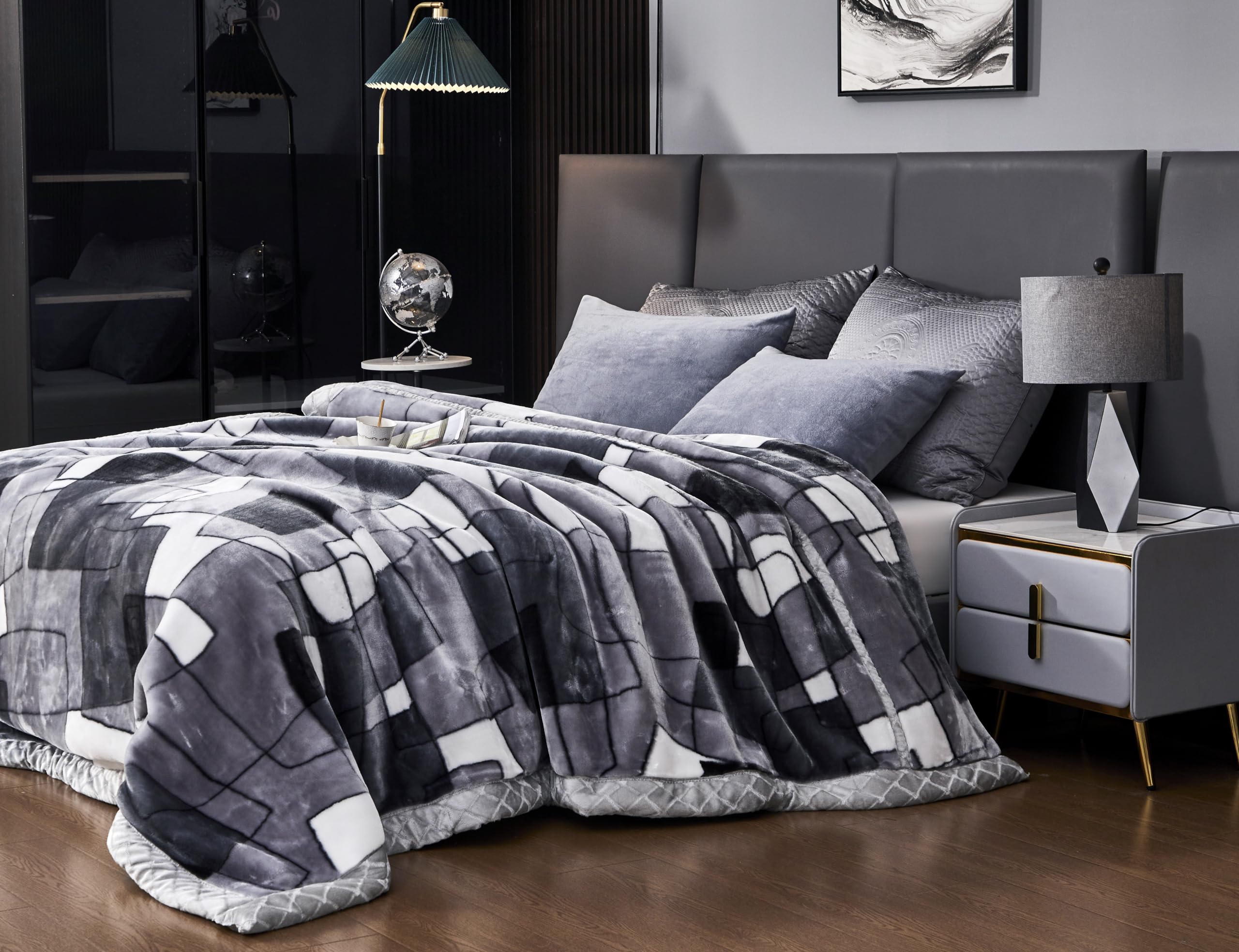Premium 9 lbs Heavyweight Korean Mink Fleece Blanket - Ultra Soft & Warm Queen Size 79