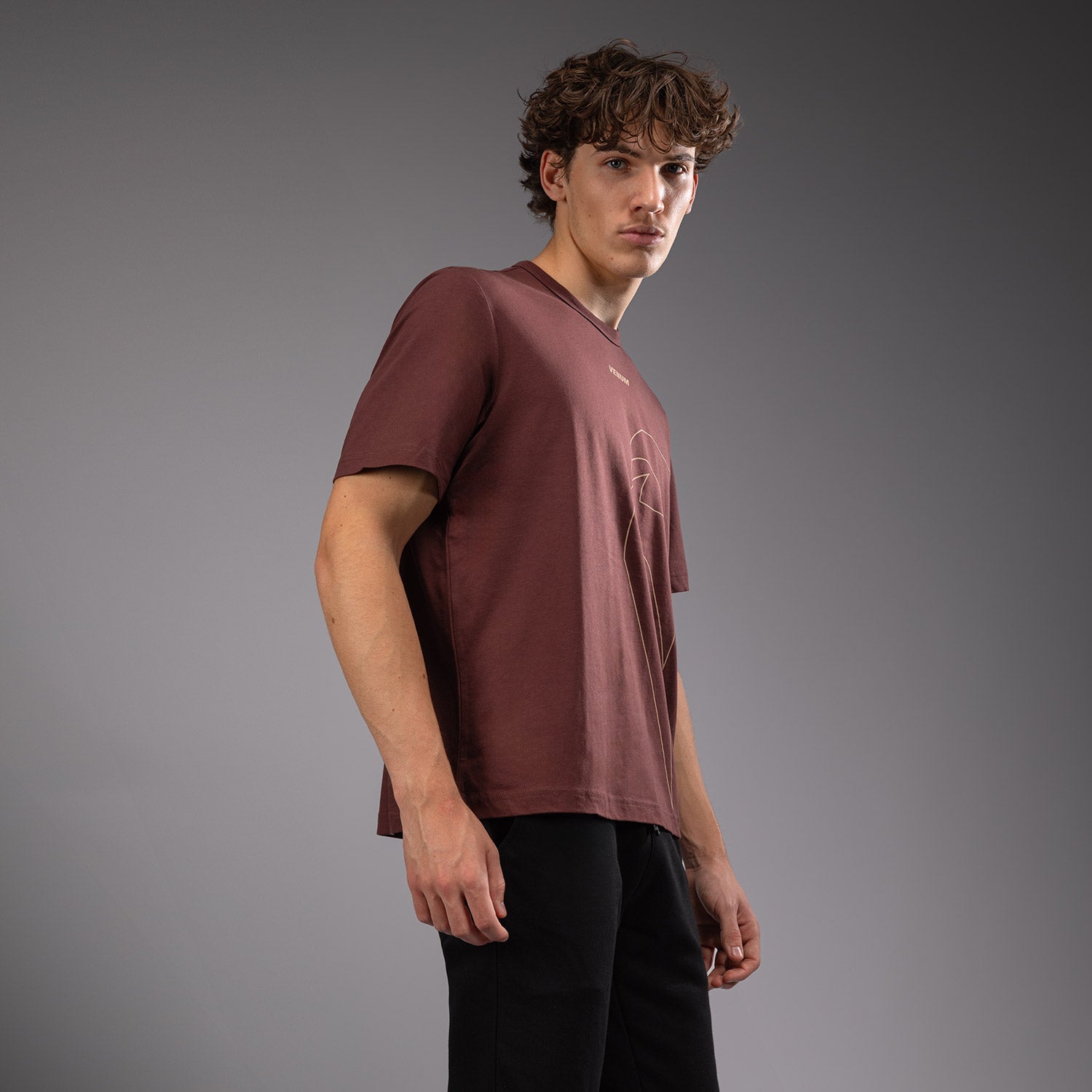 Venum Giant Connect T-Shirt for Men - Premium Cotton Comfort Fit Tee - Chocolate Brown - Ideal for Gym, Workout & Casual Wear