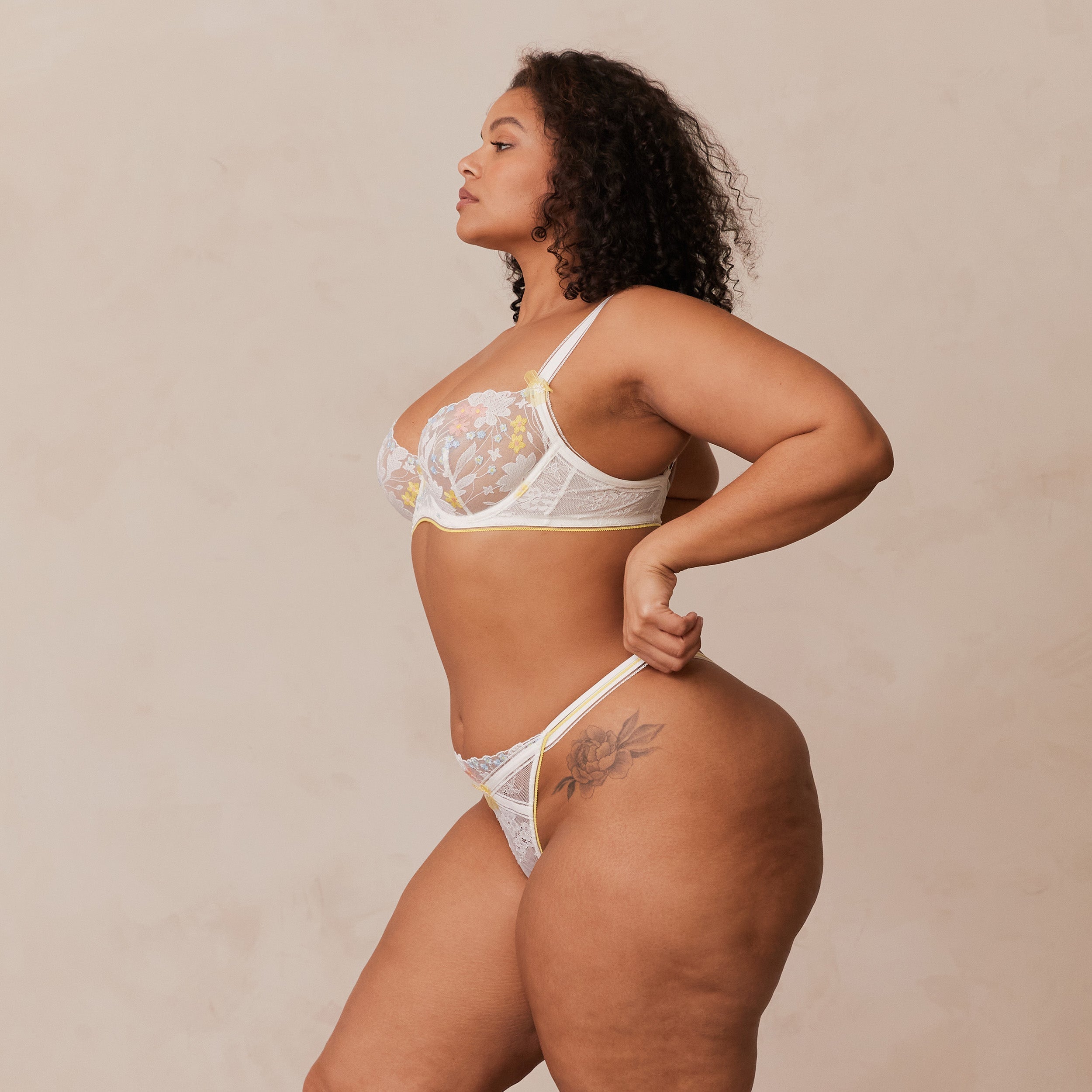 Fleur Balcony Bra - Lace Underwire Push Up Bra in White & Yellow | Perfect for Everyday Wear, Date Nights & Special Occasions