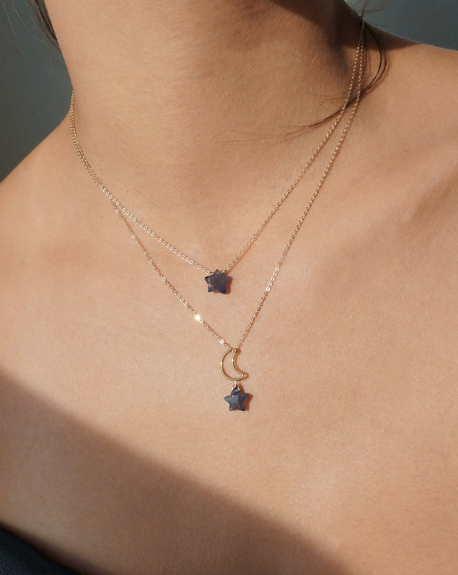 Elegant Star Rose Necklace for Women - 18K Gold Plated Rose Pendant Jewelry Gift for Her - Perfect for Valentine's Day, Anniversary & Romantic Occasions
