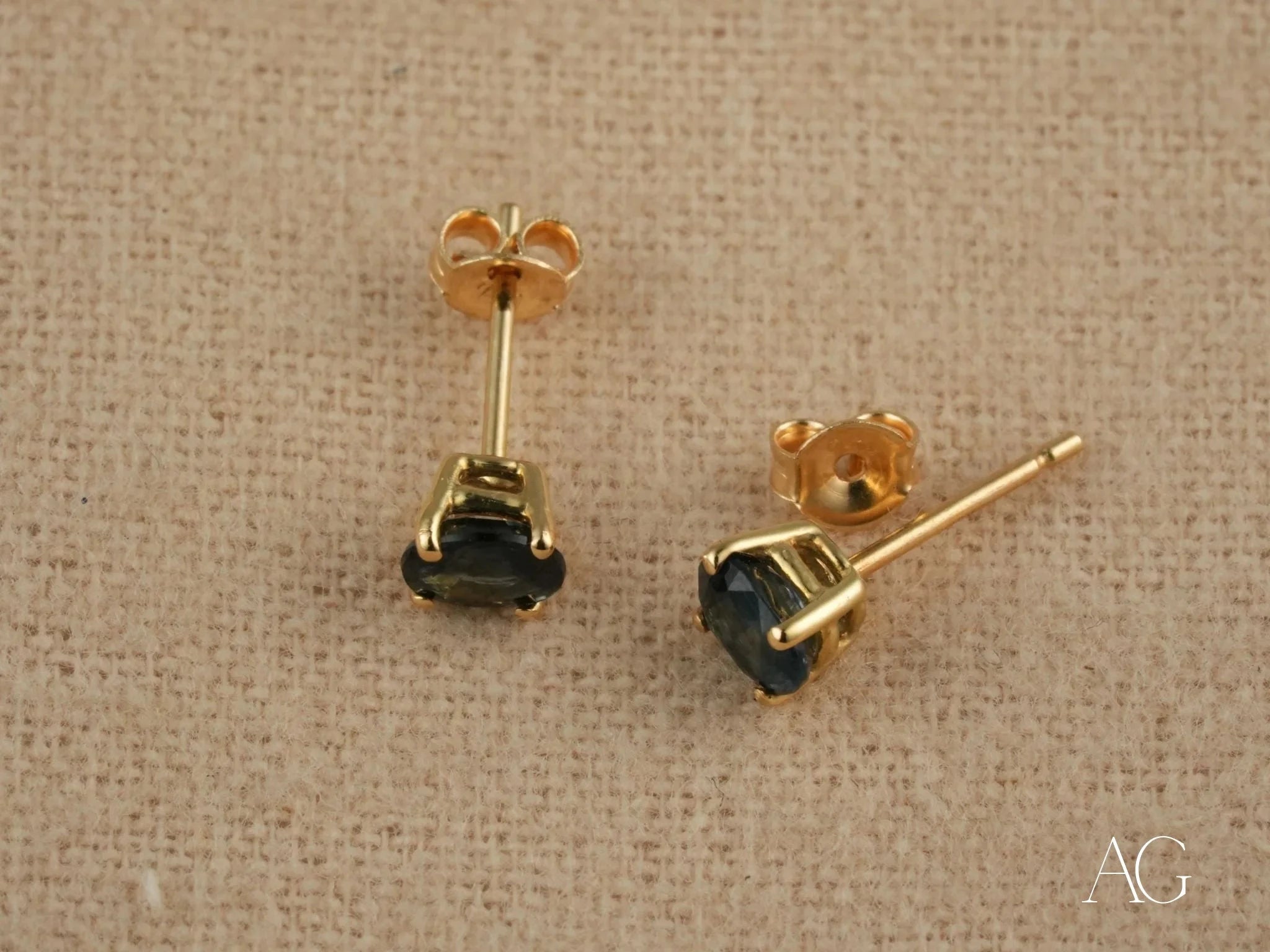 18K Gold Sapphire Stud Earrings for Women - Genuine Blue Sapphire Gemstone Jewelry - Perfect for Weddings, Anniversaries & Special Occasions