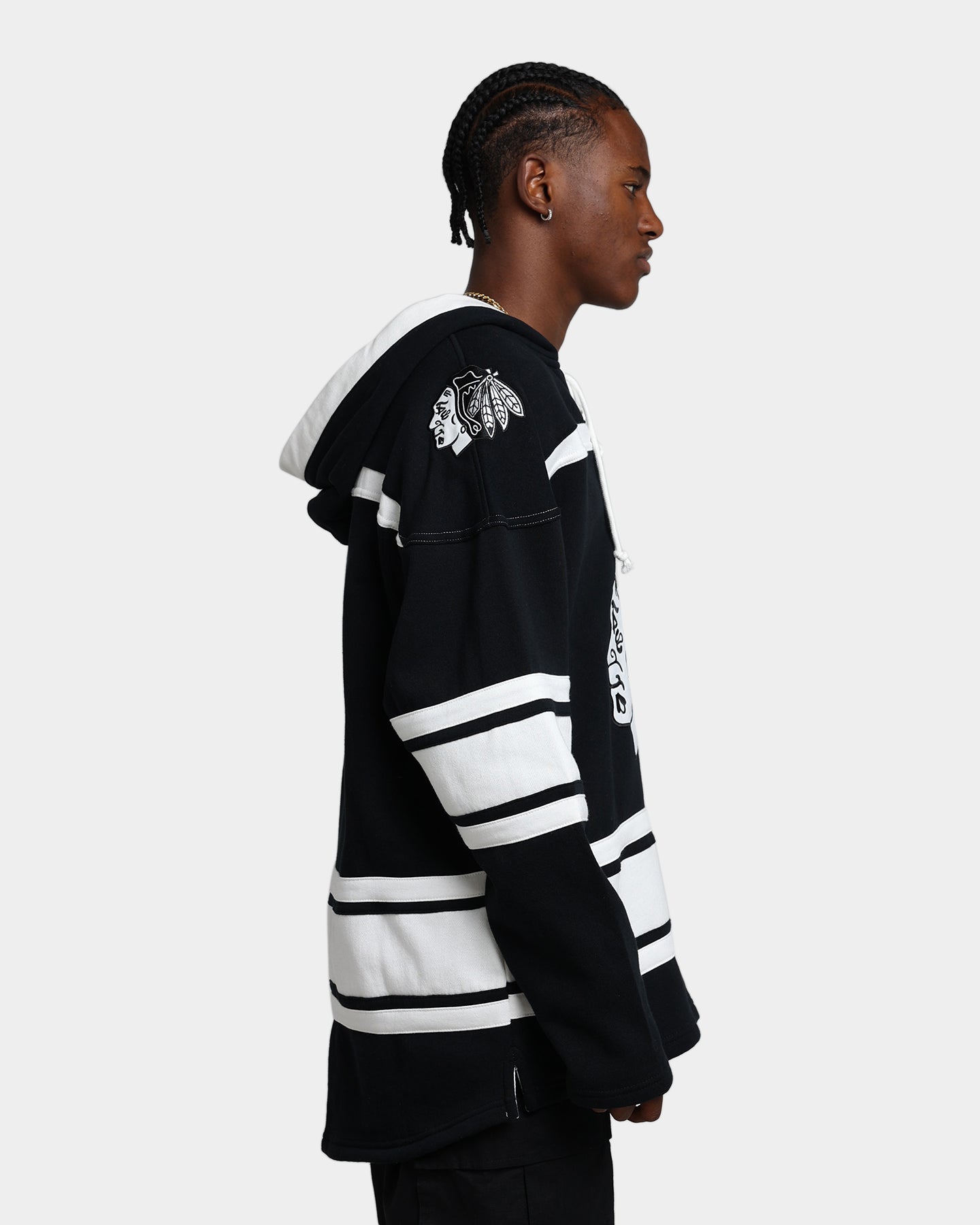 47 Brand Chicago Blackhawks Superior Lacer Hoodie - Men's Pullover Sweatshirt with Lace-Up Front | Winter Warm Fleece Lined | Casual Streetwear & Game Day Outfit