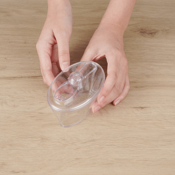4 oz Clear Plastic Deli Containers with Lids & Sporks - 100 Pack (4.5