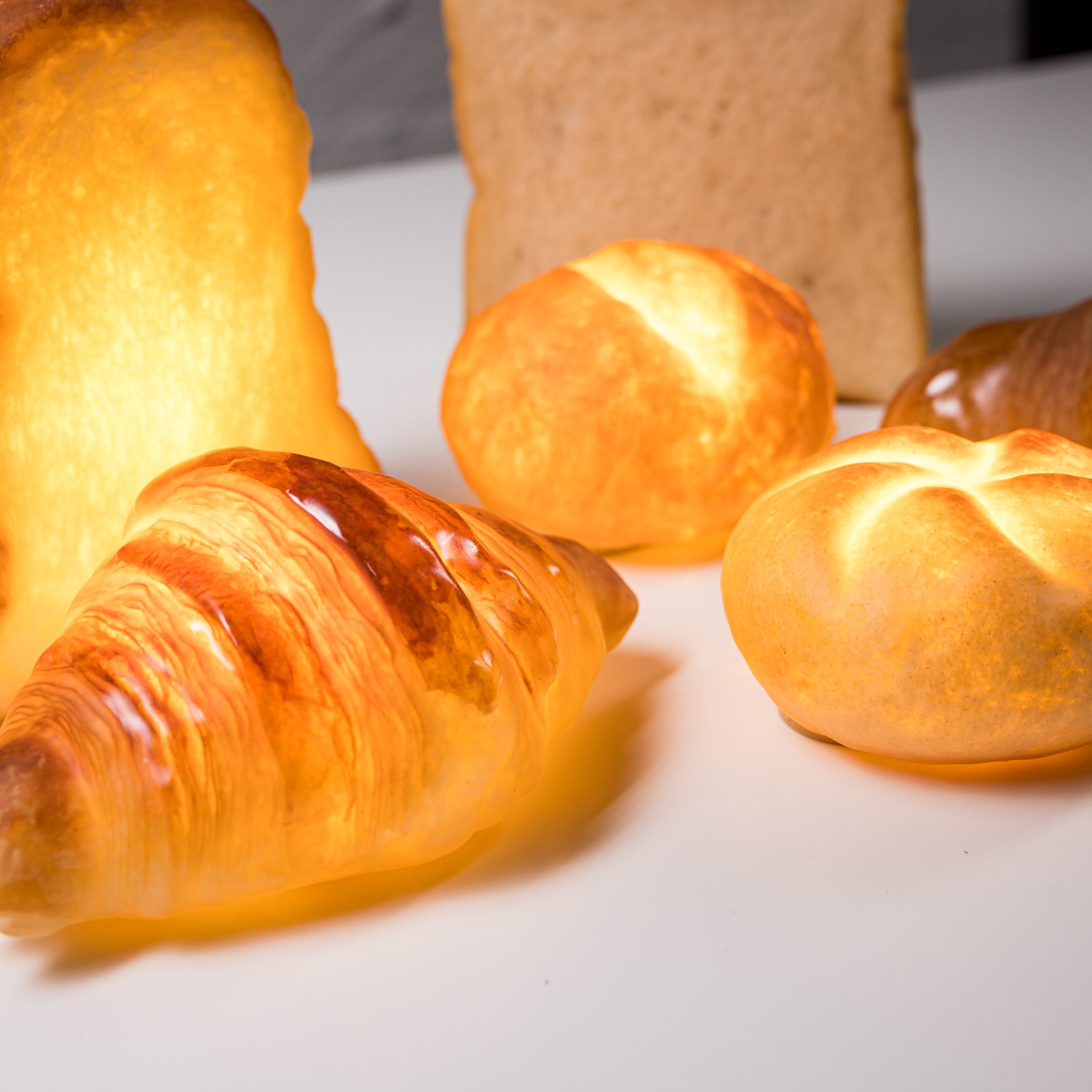 PAMPSHADE Real Bread Lamp - Square Toast LED Night Light by Yukiko Morita | Unique Home Decor for Bedroom, Kitchen & Cafe | Cozy Lighting Gift Idea