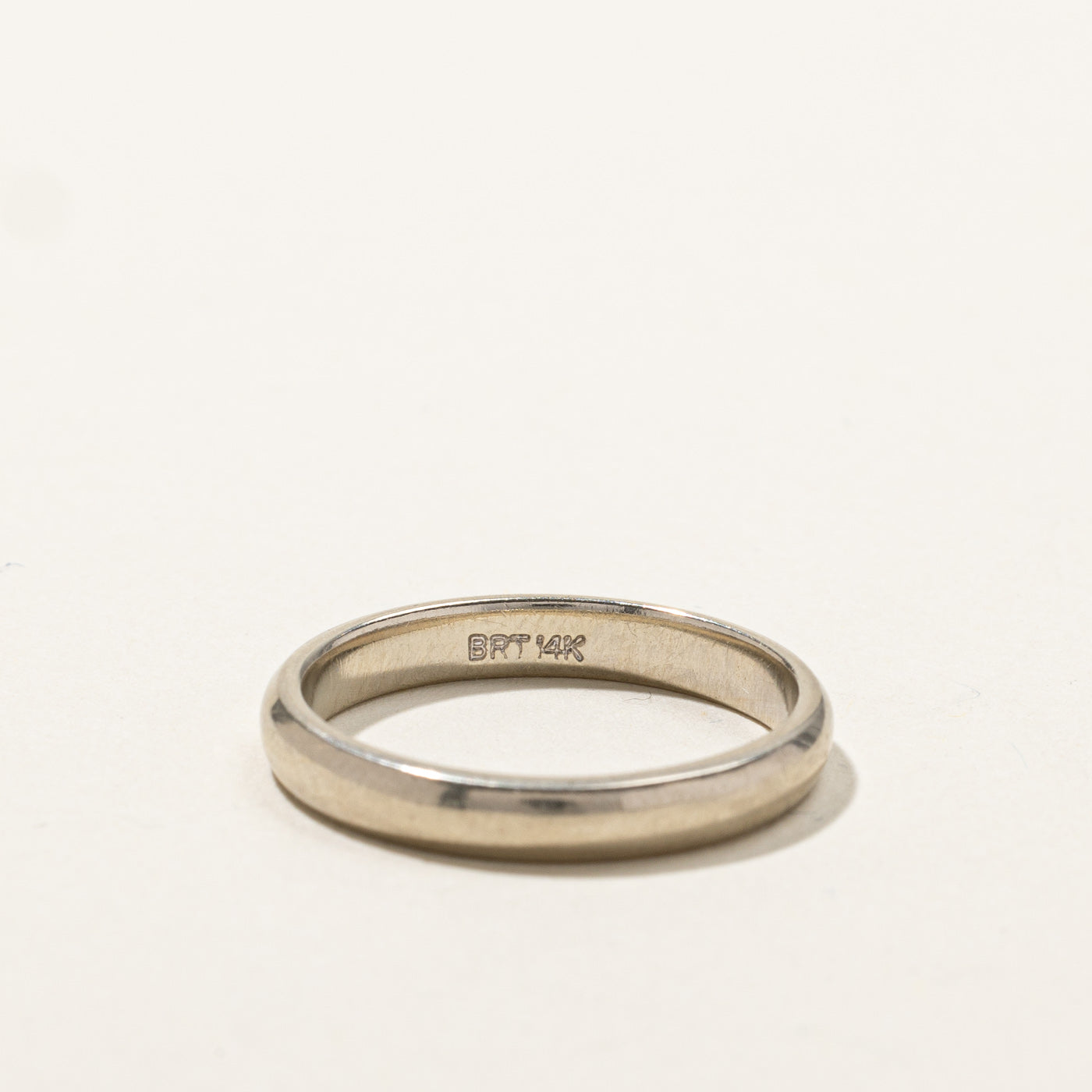 Simple White Gold Wedding Band Ring - Size 7.5 - Elegant Minimalist Jewelry for Women & Men - Perfect for Engagement, Anniversary & Everyday Wear