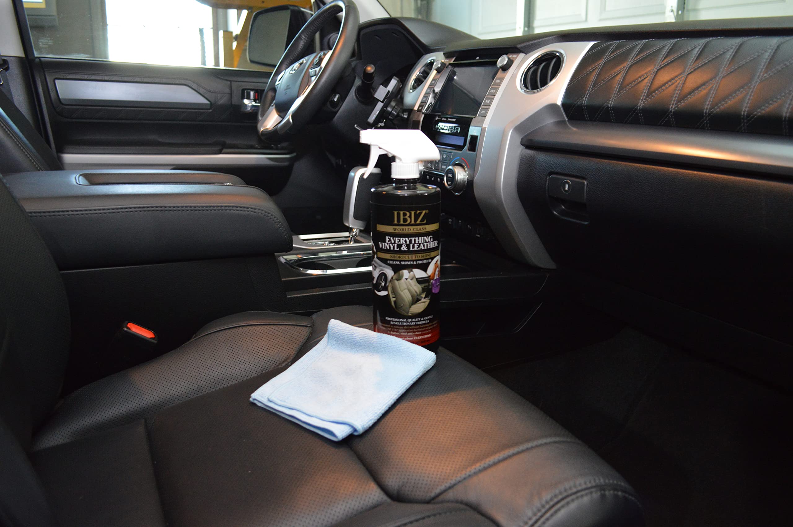 IBIZ® Premium Leather Cleaner for Car Seats, Couches & Vinyl - Professional Grade, Easy-to-Use Formula for Auto & Home Use | Perfect for Cars, Trucks, Sofas & Furniture Care