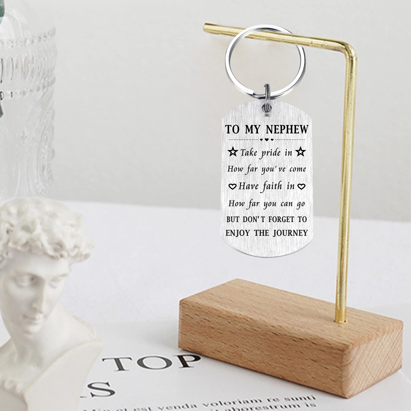 Best Nephew Ever Keychain - Personalized Graduation & Christmas Gift for Nephew - Engraved Keepsake for Special Occasions - Perfect for Birthdays, Holidays & Celebrations