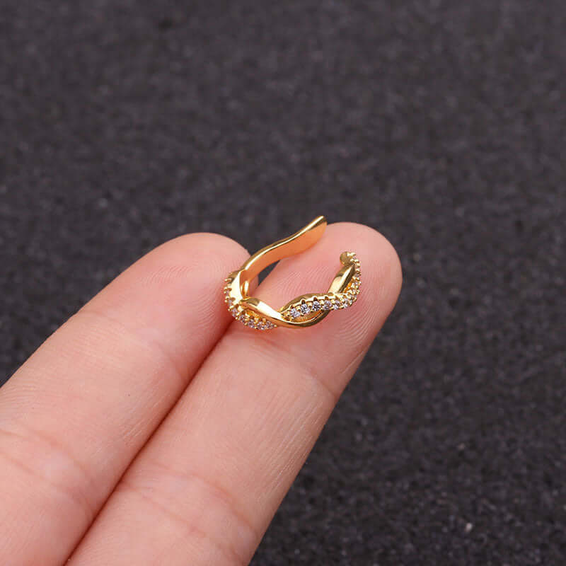 18K Gold Dainty Star Ear Cuff - No Piercing Conch Helix Clip Earring for Women | Trendy Cartilage Ear Jewelry Gift for Everyday Wear & Special Occasions