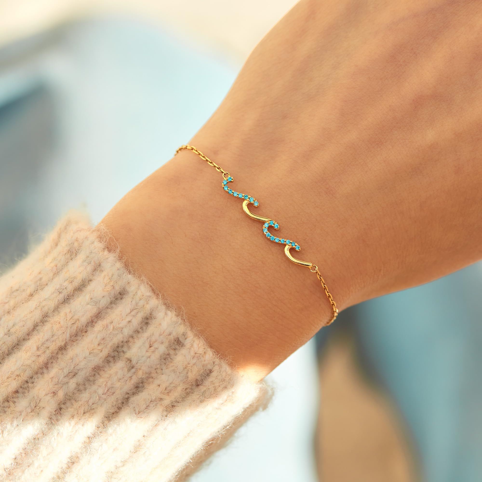 STORYJEWELLERY Wave Bracelet - Thoughtful Birthday Gift for Sister, Mom & Friend | Mothers Day Present for Granddaughter | Elegant Jewelry for Everyday Wear & Special Occasions