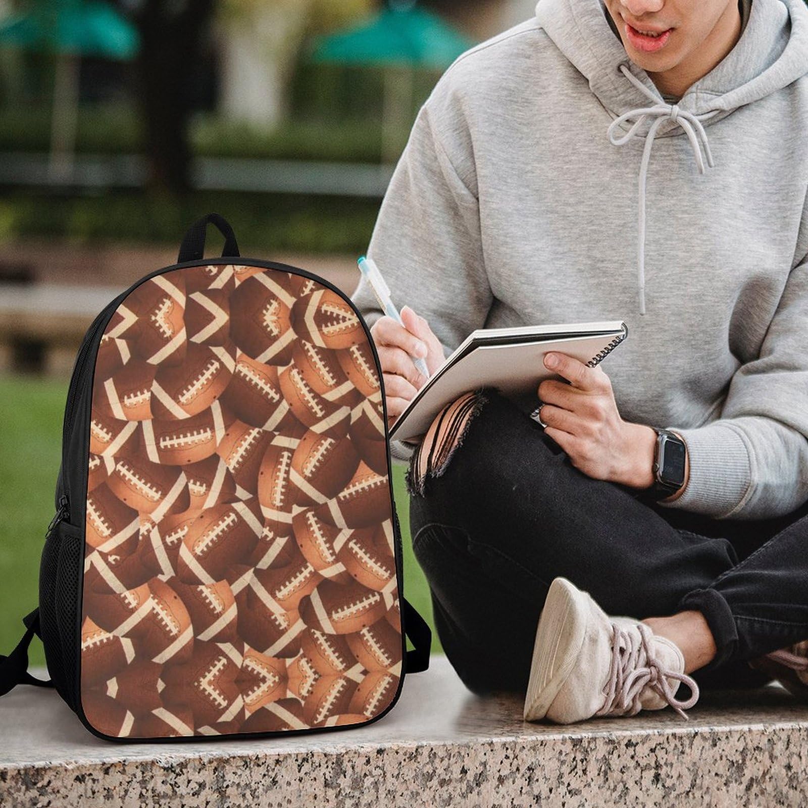 IOEDTHBJ 17 Inch American Football Pattern Backpack - 3D Printed Laptop Bag for School & Travel, Durable Computer Backpack for Men & Women - Perfect for College, Work & Sports Events