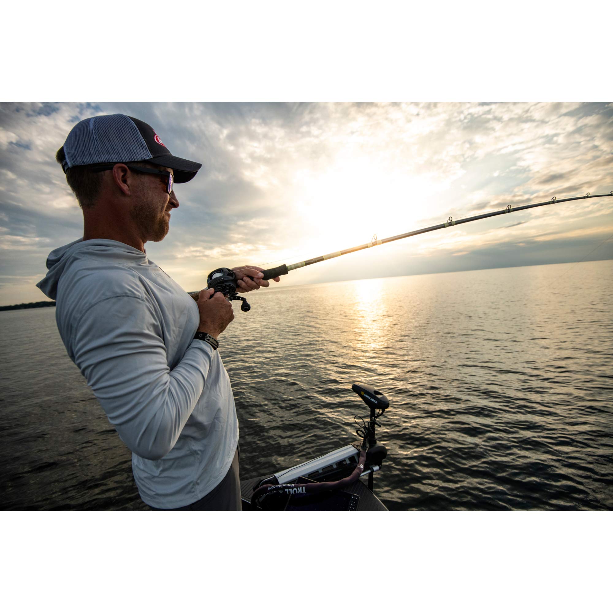Abu Garcia Revo Toro Beast Low Profile Baitcast Fishing Reel - Saltwater & Freshwater Use - Left/Right Hand Retrieve - Best for Bass, Pike & Saltwater Game Fish