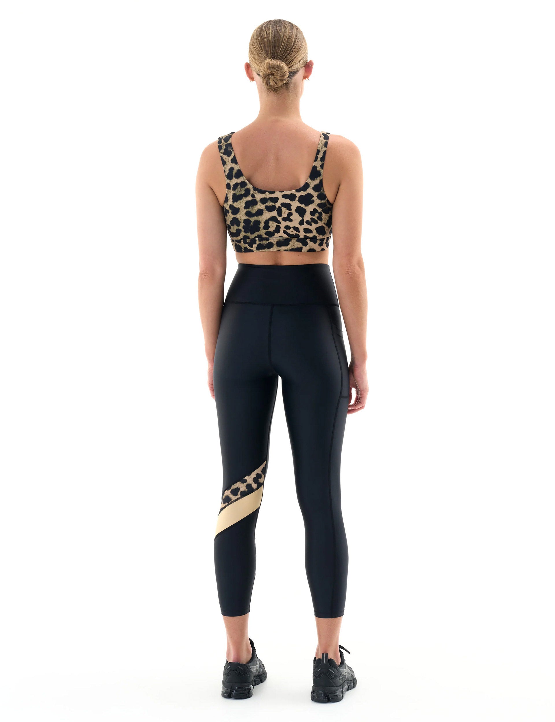 High-Waisted Alignment Legging - Black - Perfect for Yoga, Pilates & Workouts