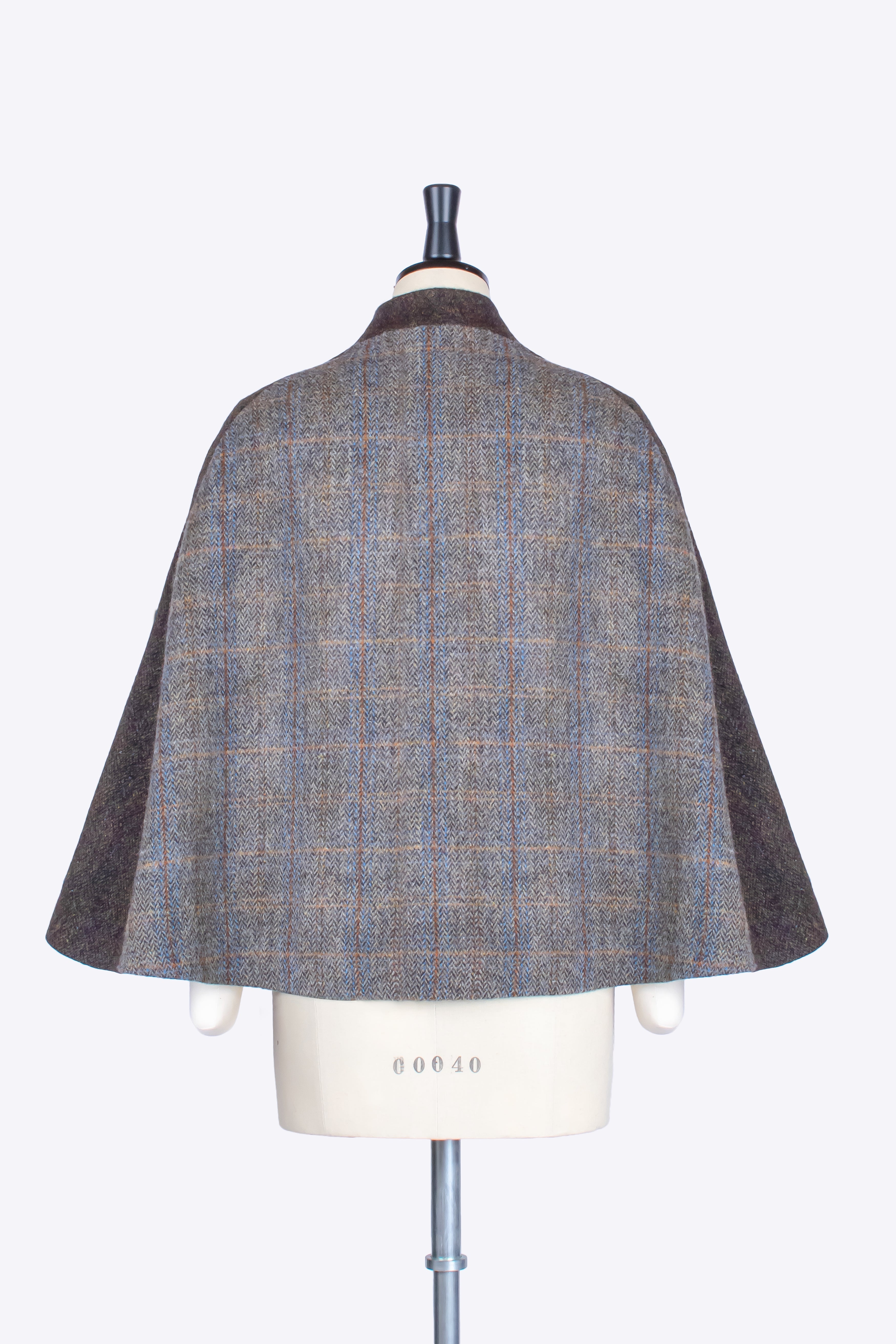 Elegant Short Cape in Sage & Chocolate - Perfect for Fall Fashion, Evening Events, and Themed Parties