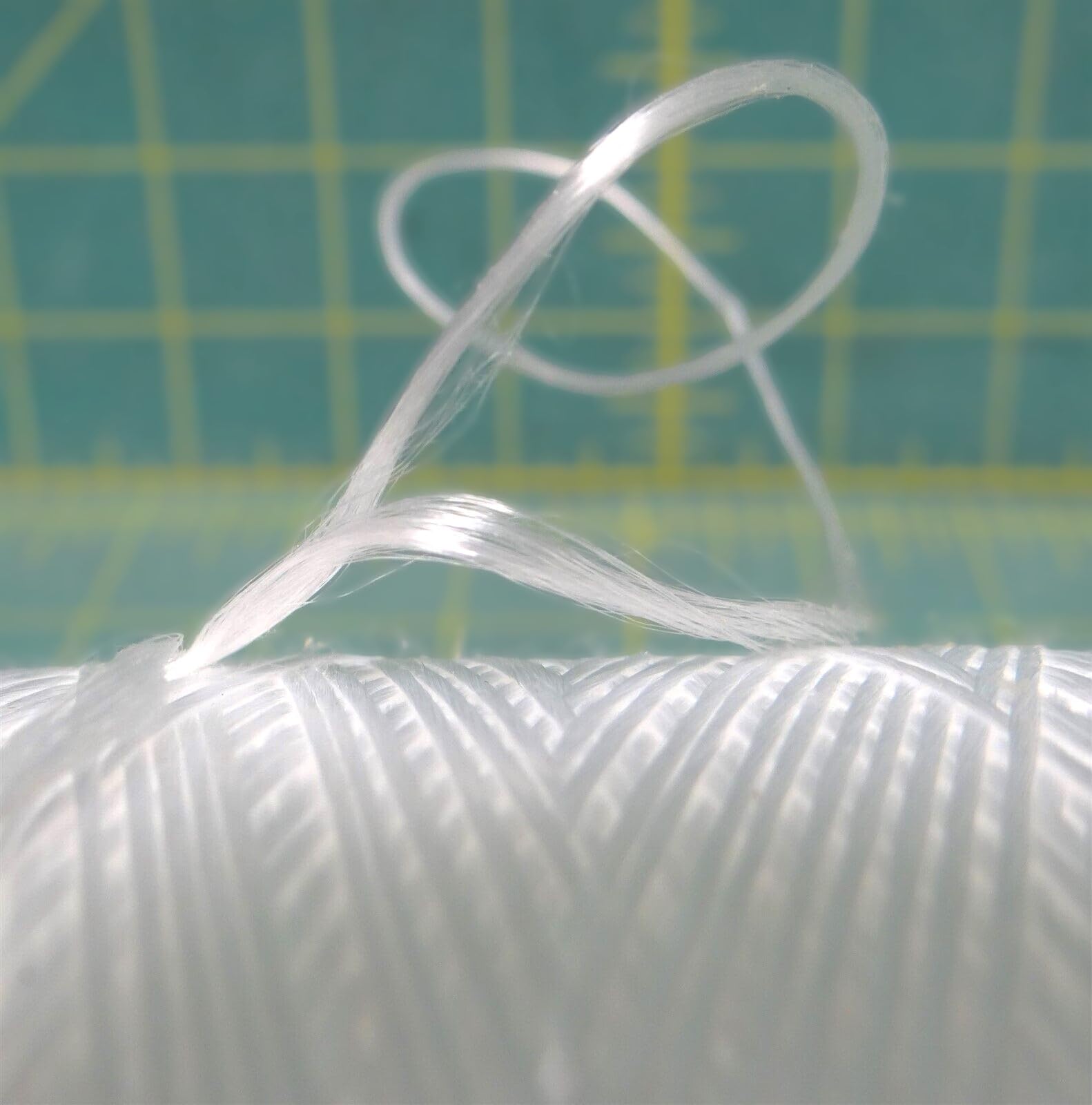 Honeywell S-900 Spectra Fiber 1200 UHMWPE White Polyethylene Thread 4400 ft - High-Strength Sewing Thread for Outdoor Gear, Marine Applications & Heavy-Duty Fabrics
