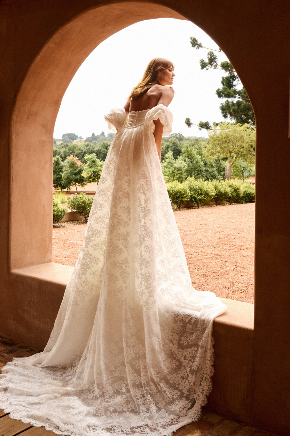 PRIM CAPE - Ready to Wear Women's Fashion Cape for Elegant Outfits & Special Occasions
