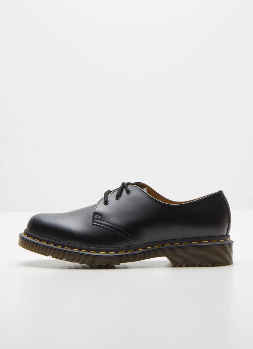 Dr. Martens 1461 3-Eye Leather Shoes - Black Smooth Unisex Classic Oxford for Men & Women | Perfect for Casual Wear, Work & Everyday Outfits