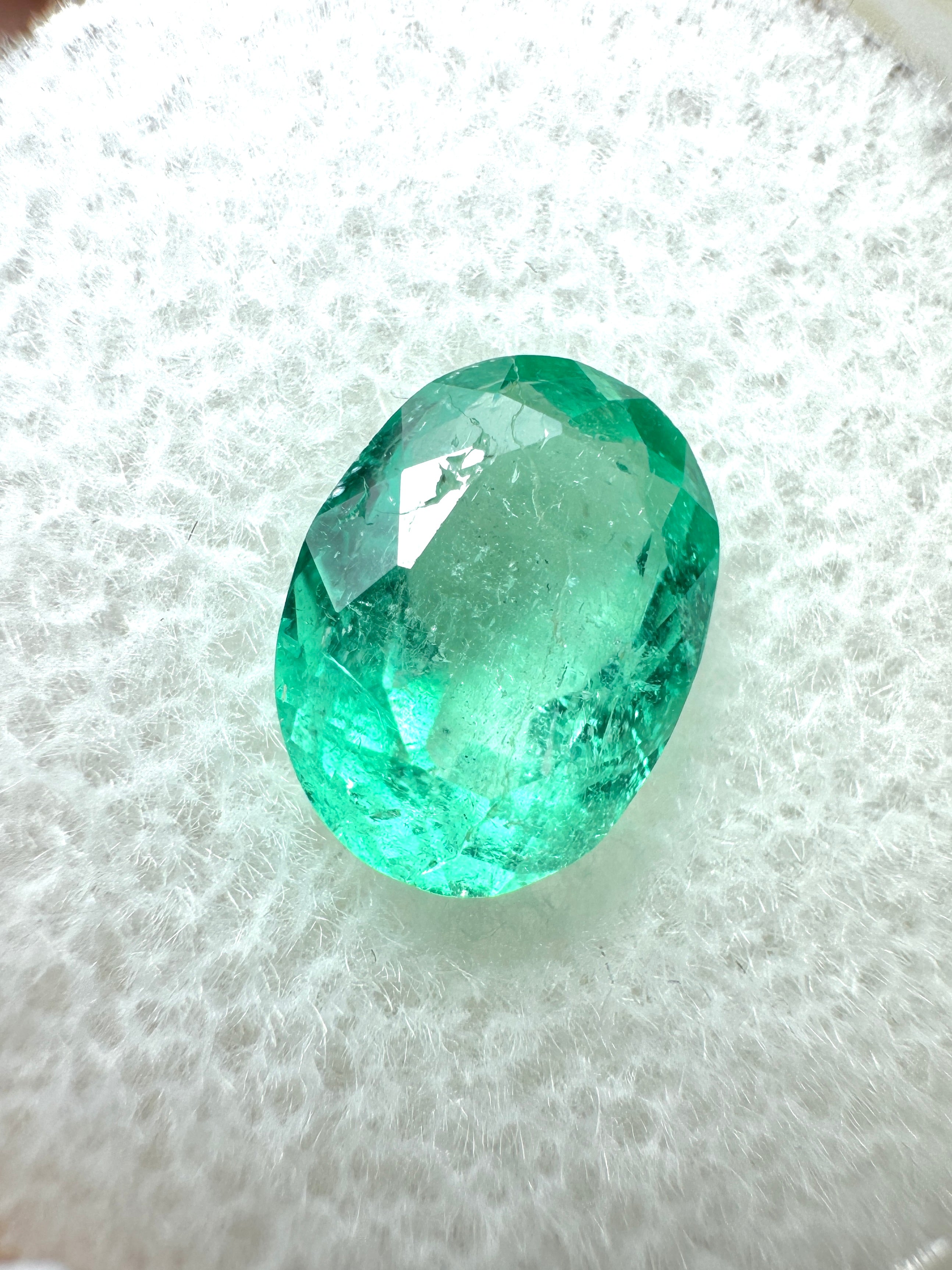 1.86 Carat Medium Light Green Natural Loose Colombian Emerald Oval Cut Gemstone for Jewelry Making, Engagement Rings & Fine Collections