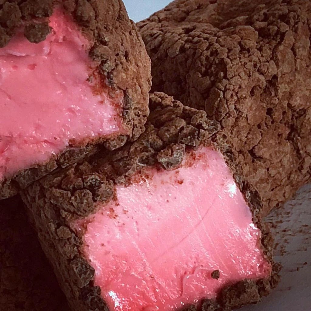 House of Nestar Mooshy Strawberry Marshmallows 175g - Soft & Chewy Candy for Baking, Desserts & Snacking - Perfect for Hot Chocolate, Gift Baskets & Party Favors