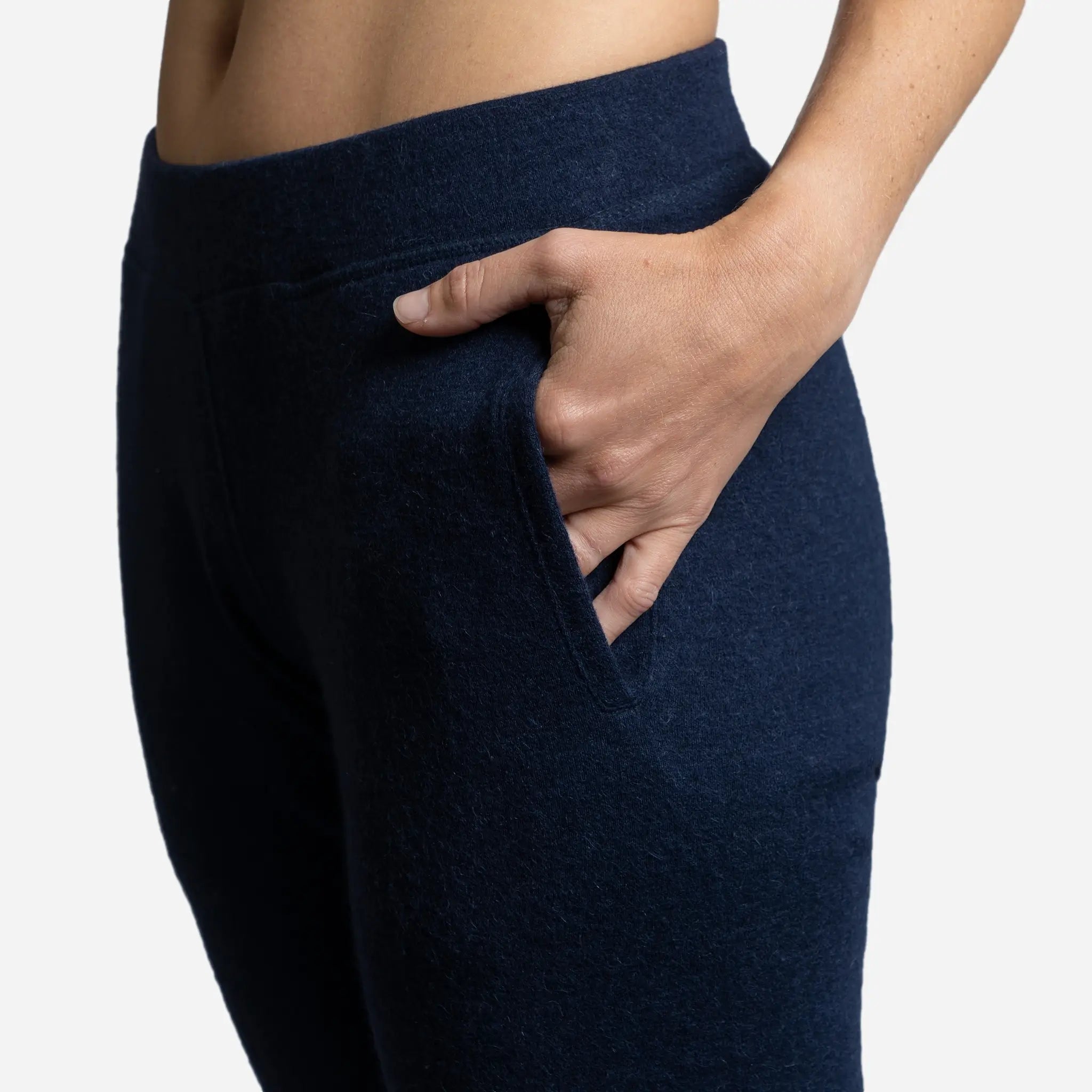 Premium Women's Alpaca Wool Joggers - Ultra Soft 300 Lightweight Fleece Lounge Pants for Yoga, Travel & Winter Comfort