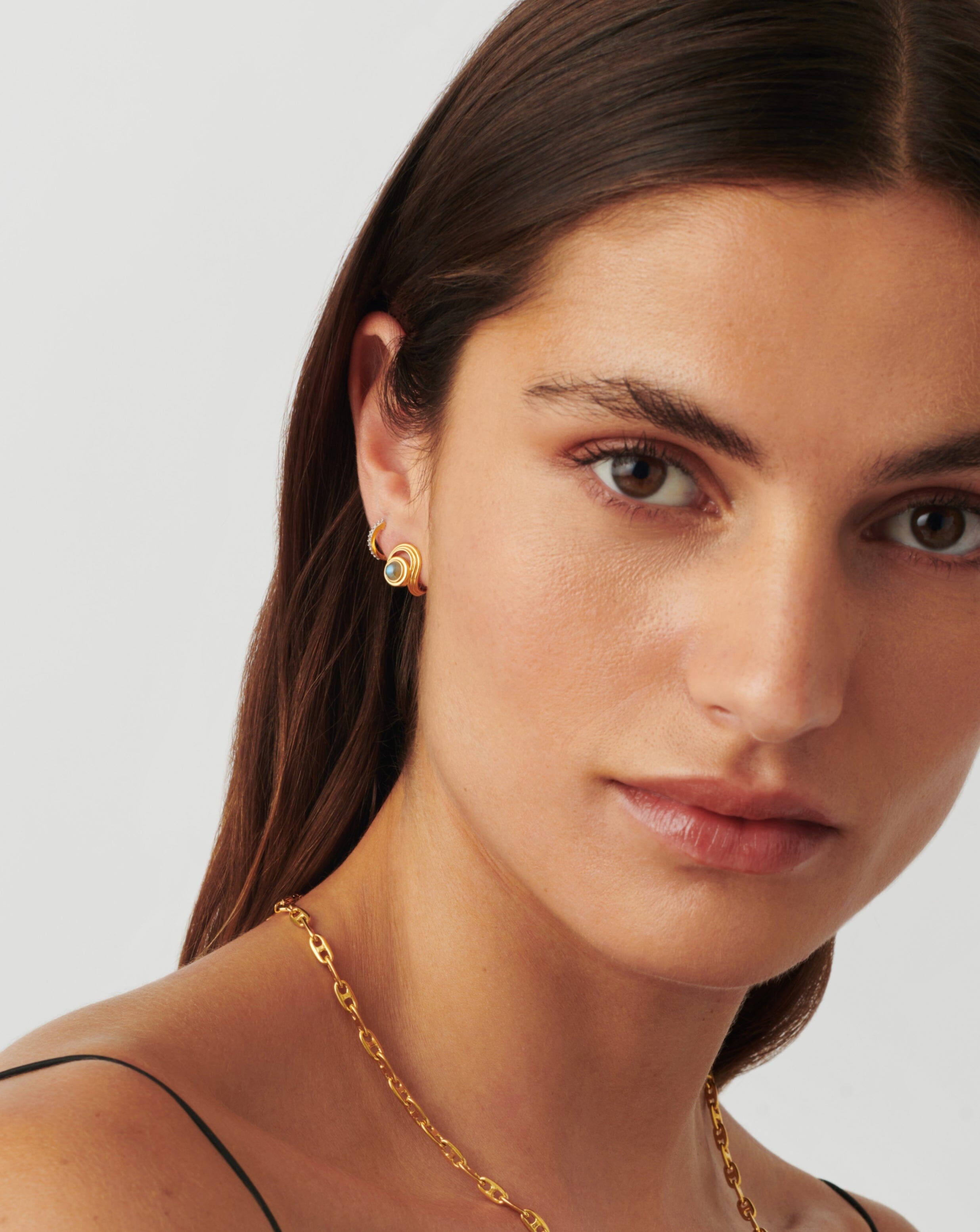 Zenyu Link Gemstone Open Stud Earrings - 18k Gold Vermeil Labradorite Earrings for Women | Elegant Boho Jewelry for Parties, Weddings & Everyday Wear