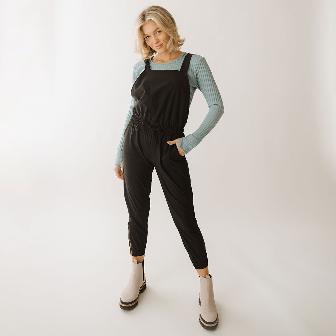 Black Classic Overalls Jumpsuit for Women & Men - Durable Denim Workwear Coveralls - Perfect for Farming, Construction & DIY Projects